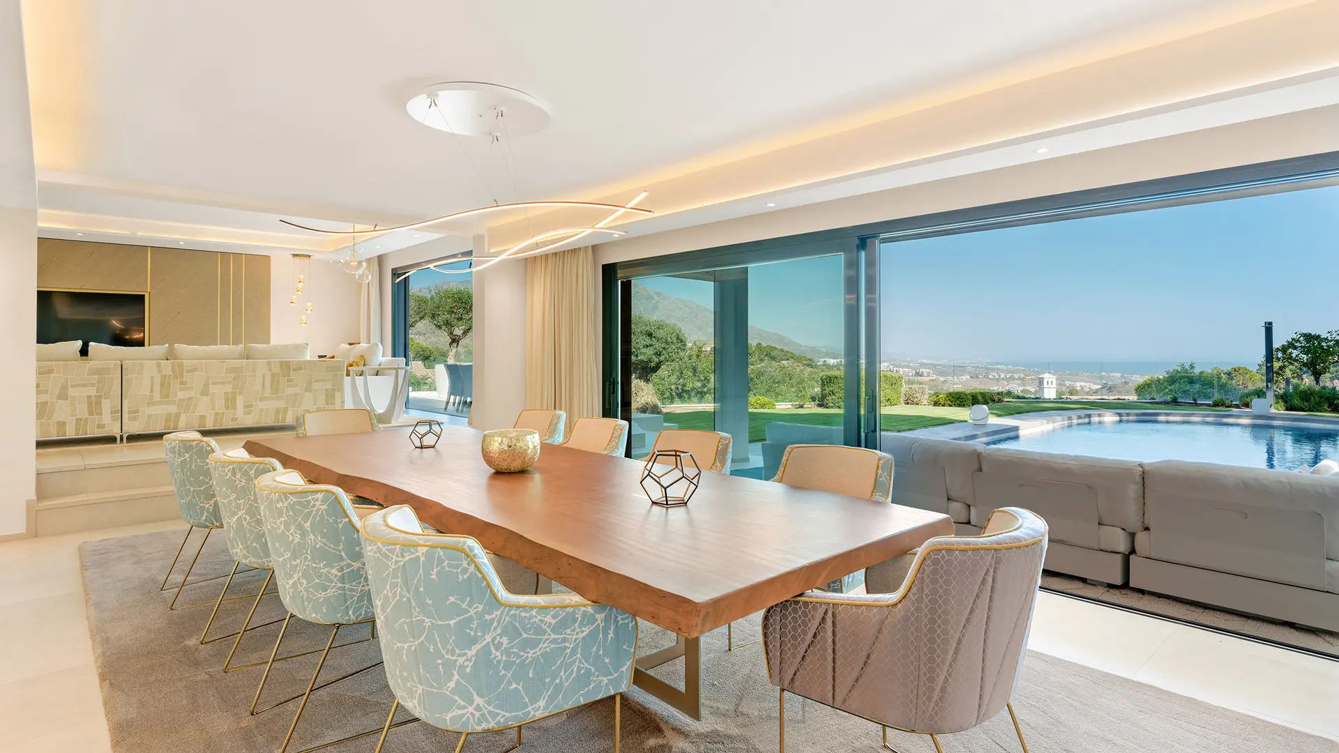 Image of Villa - 8 Bedrooms - 7 Bathrooms for Sale in Malaga-Benahavis-Spain, Image 5