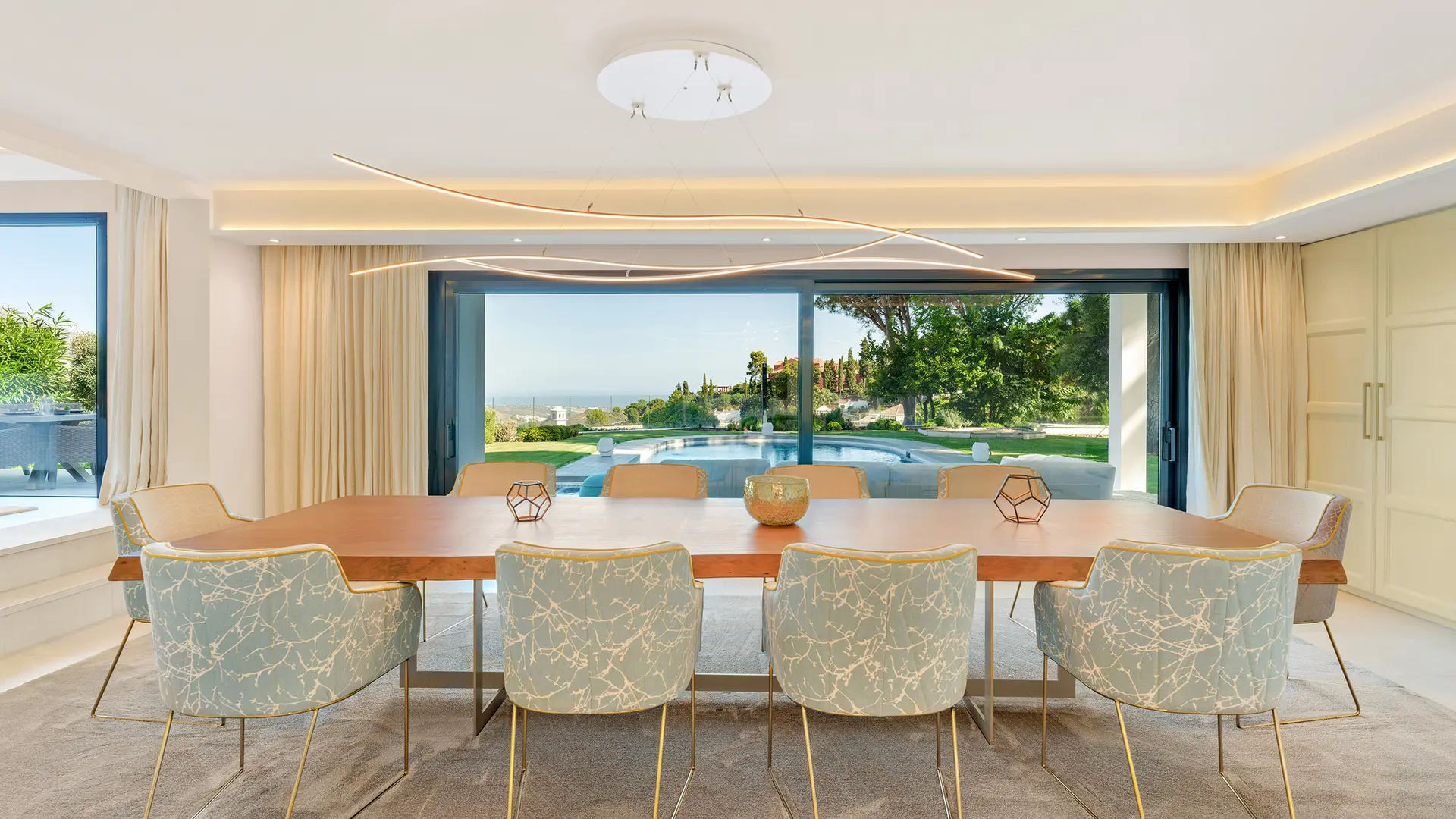  Image of Villa - 8 Bedrooms - 7 Bathrooms for sale in Malaga-Benahavis-Spain, Image 7