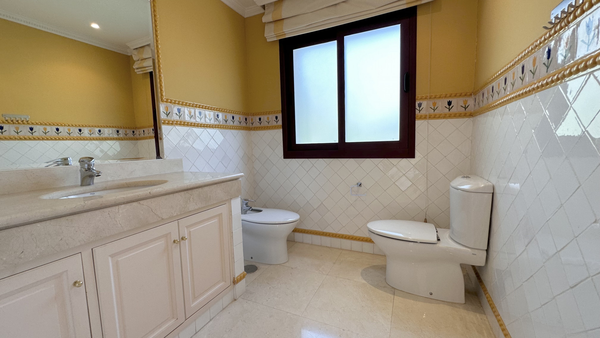  Image of Villa - 4 Bedrooms - 4 Bathrooms for sale in Malaga-Marbella-Spain, Image 39