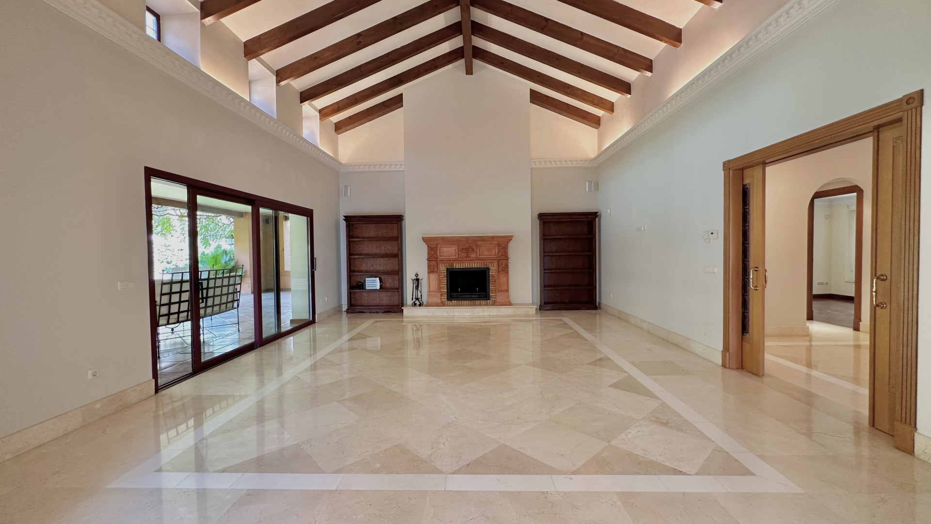 Image of Villa - 4 Bedrooms - 4 Bathrooms for Sale in Malaga-Marbella-Spain, Image 4