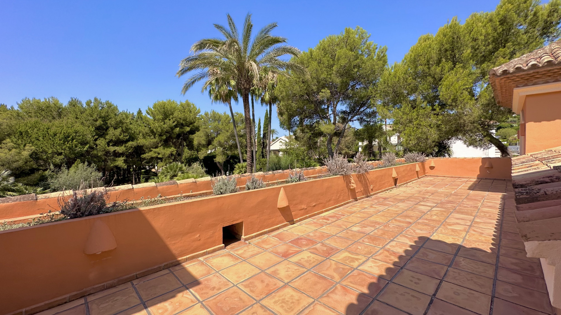  Image of Villa - 4 Bedrooms - 4 Bathrooms for sale in Malaga-Marbella-Spain, Image 29