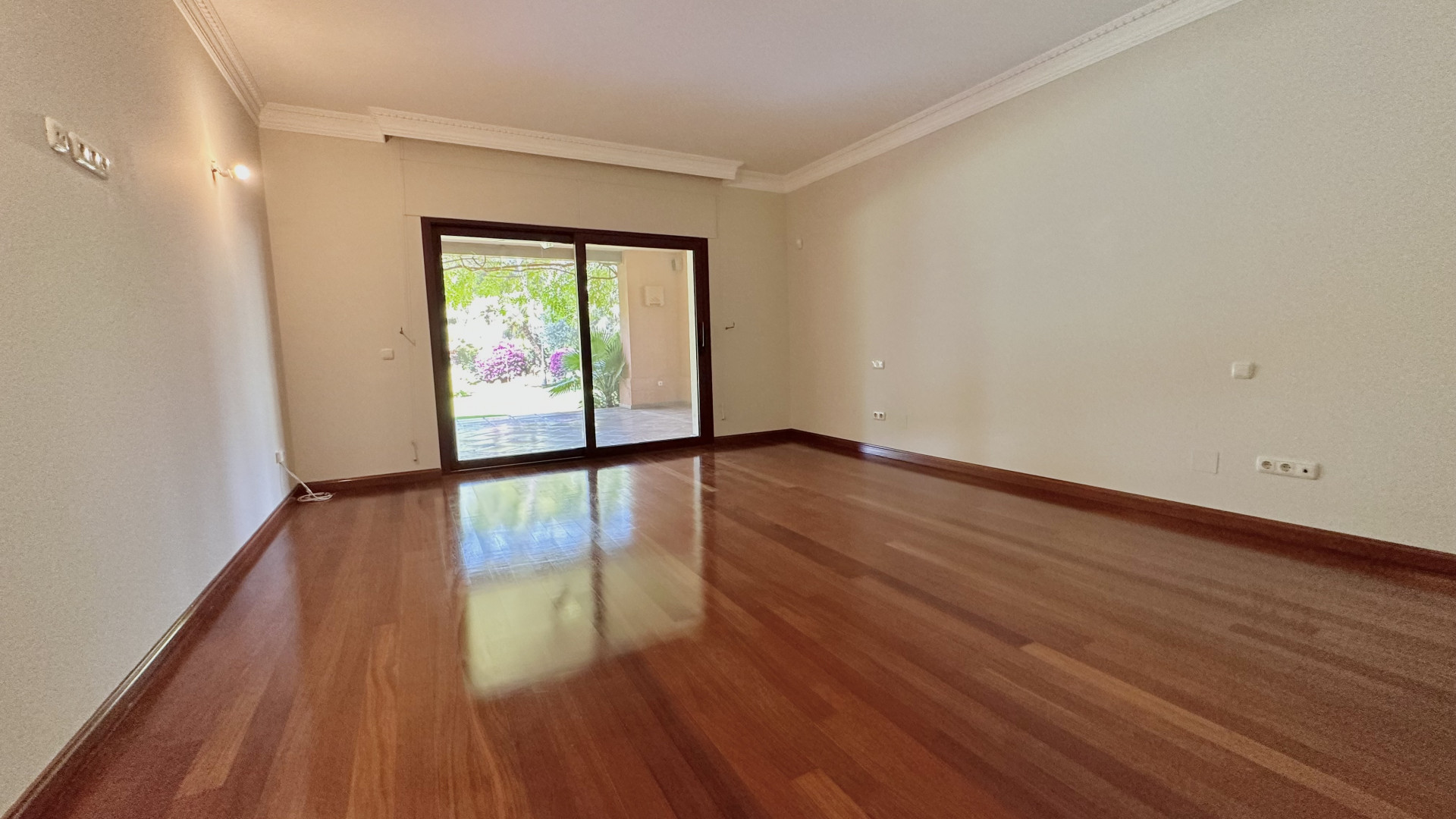  Image of Villa - 4 Bedrooms - 4 Bathrooms for sale in Malaga-Marbella-Spain, Image 21