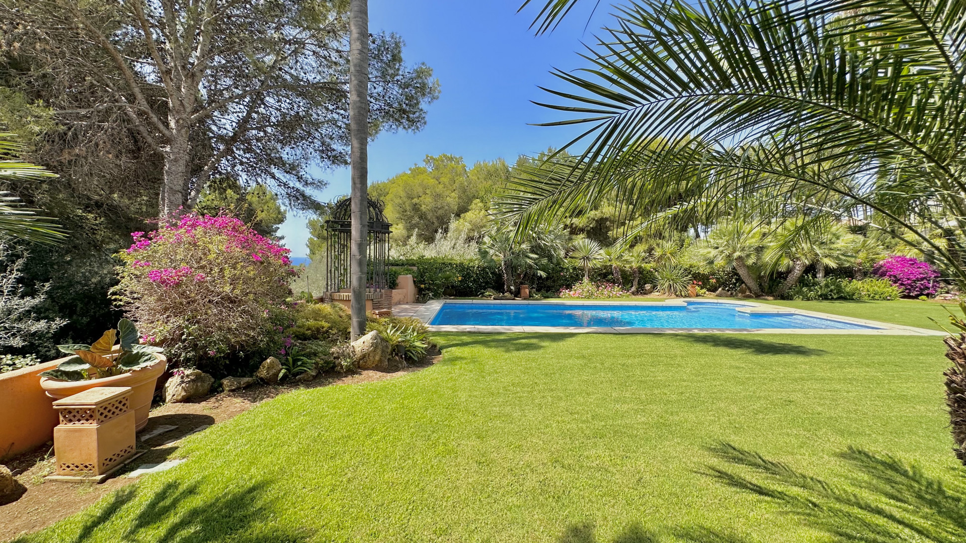  Image of Villa - 4 Bedrooms - 4 Bathrooms for sale in Malaga-Marbella-Spain, Image 42