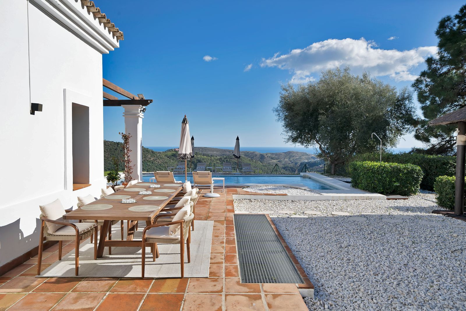  Image of Villa - 5 Bedrooms - 5 Bathrooms for sale in Malaga-Benahavis-Spain, Image 15