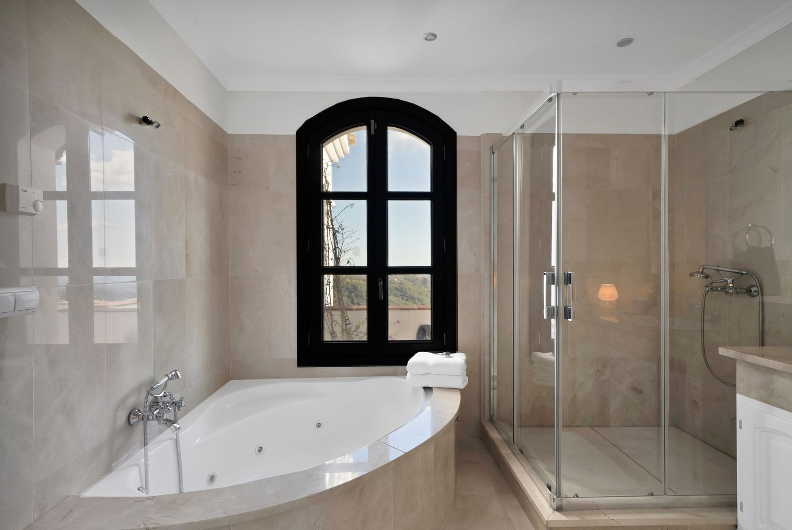  Image of Villa - 5 Bedrooms - 5 Bathrooms for sale in Malaga-Benahavis-Spain, Image 32