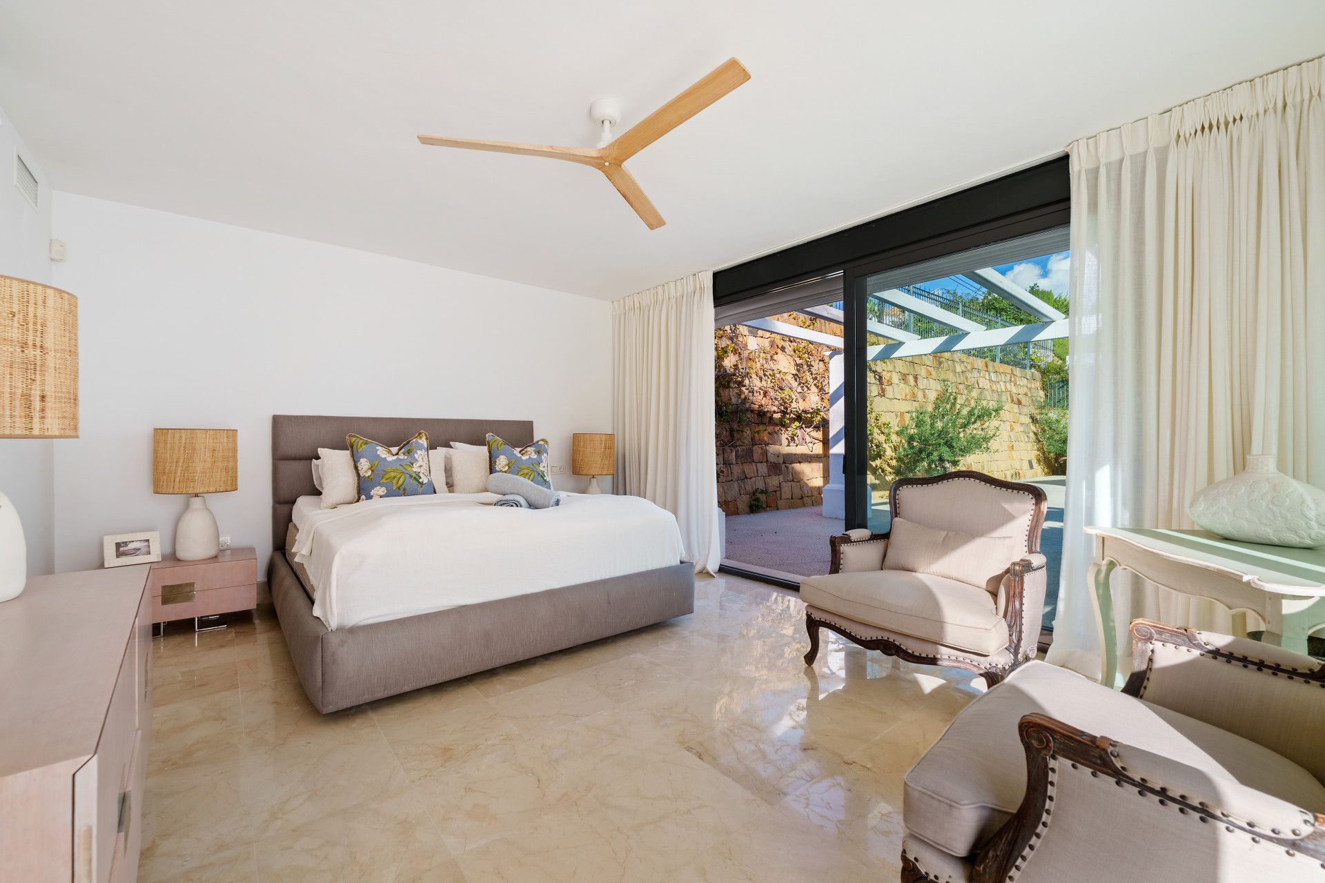  Image of Villa - 4 Bedrooms - 4 Bathrooms for sale in Malaga-Marbella-Spain, Image 30