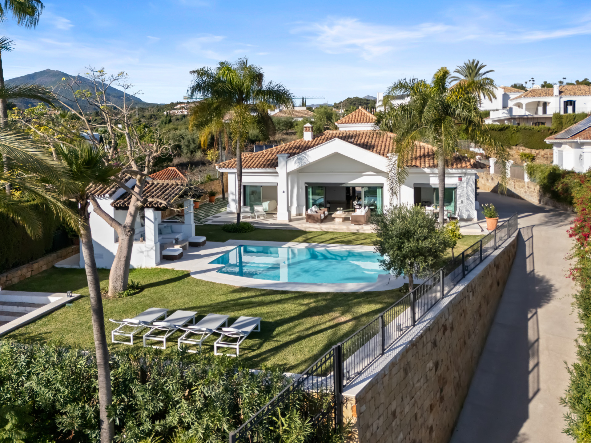 Image of Villa - 4 Bedrooms - 4 Bathrooms for Sale in Malaga-Marbella-Spain, Image 1