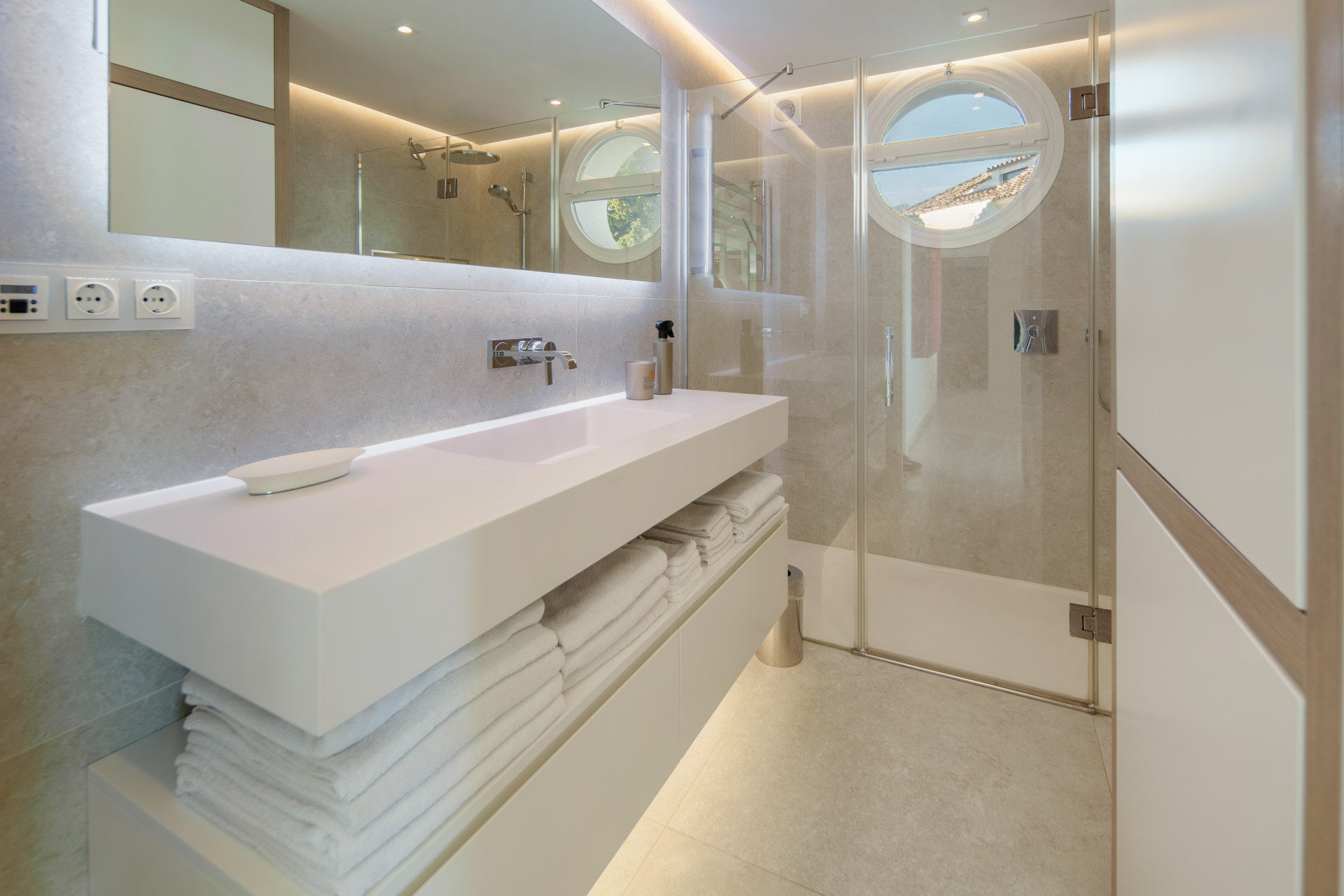  Image of Duplex Penthouse - 3 Bedrooms - 3 Bathrooms for sale in Malaga-Marbella-Spain, Image 32