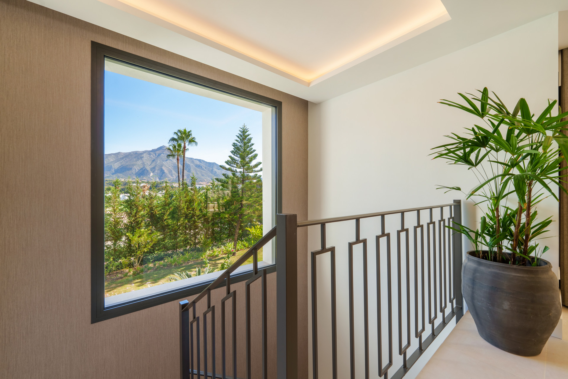  Image of Villa - 5 Bedrooms - 5 Bathrooms for sale in Malaga-Marbella-Spain, Image 50