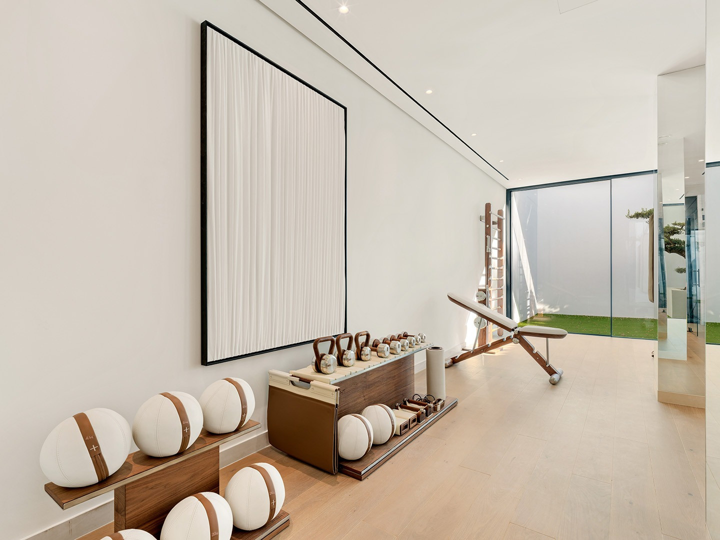  Image of Villa - 7 Bedrooms - 8 Bathrooms for sale in Malaga-Benahavis-Spain, Image 19
