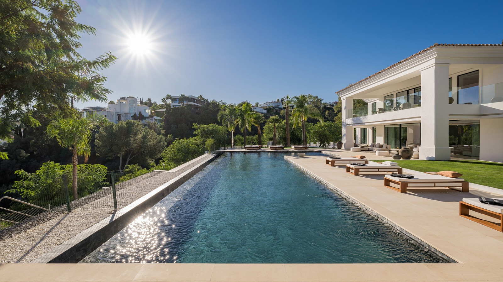  Image of Villa - 7 Bedrooms - 8 Bathrooms for sale in Malaga-Benahavis-Spain, Image 39