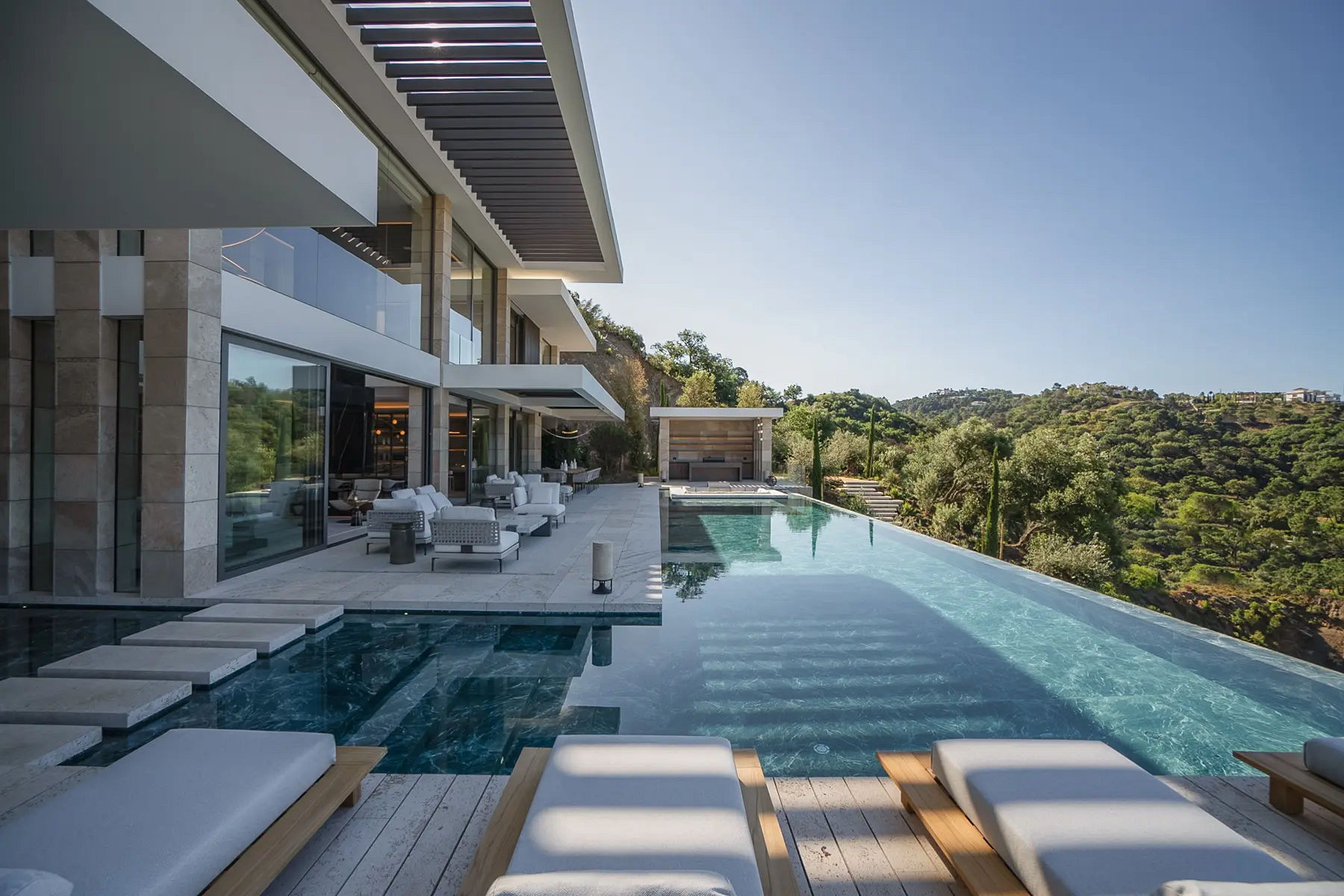 Image of Villa - 5 Bedrooms - 5 Bathrooms for Sale in Malaga-Benahavis-Spain, Image 2