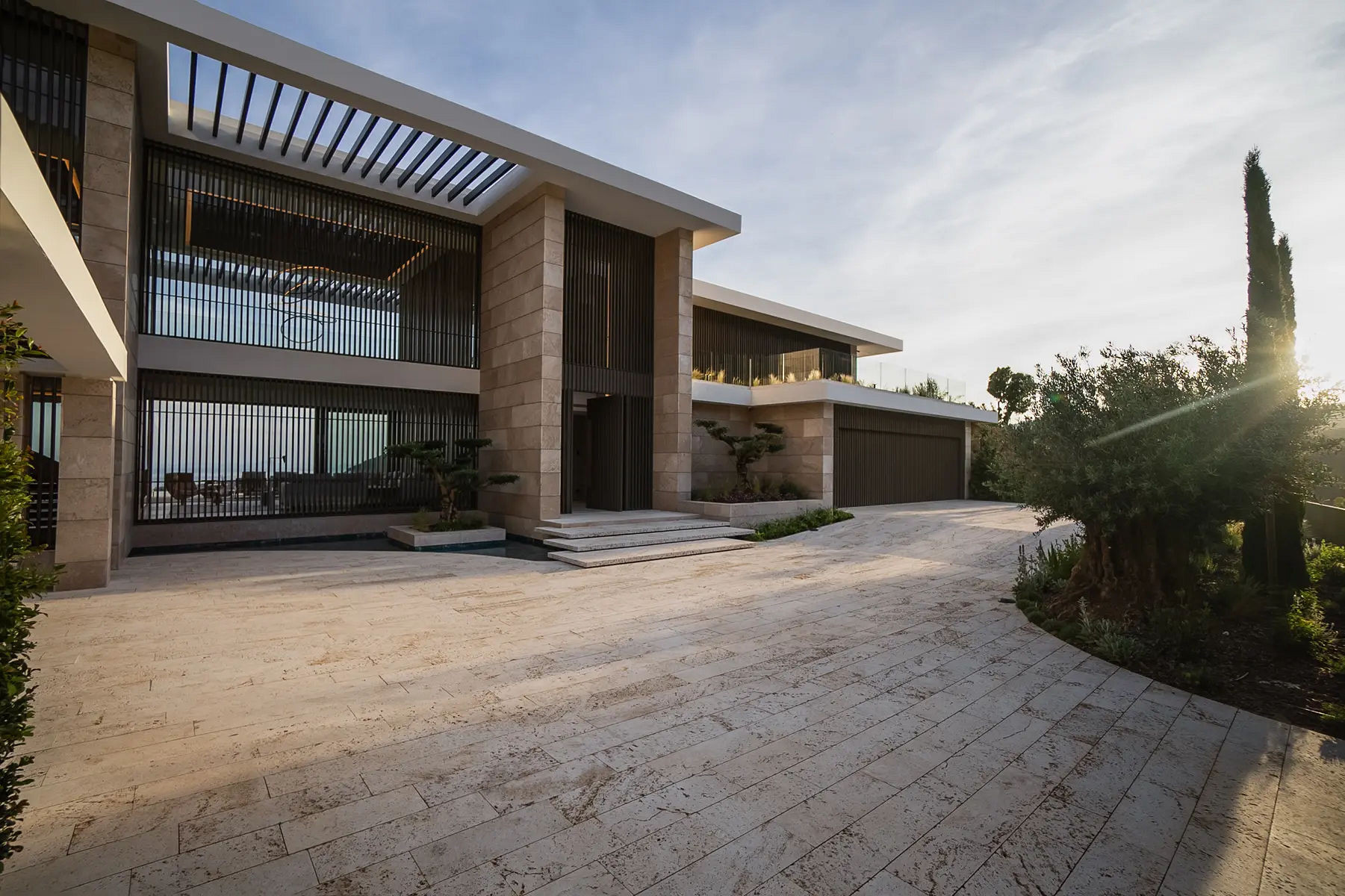  Image of Villa - 5 Bedrooms - 5 Bathrooms for sale in Malaga-Benahavis-Spain, Image 9