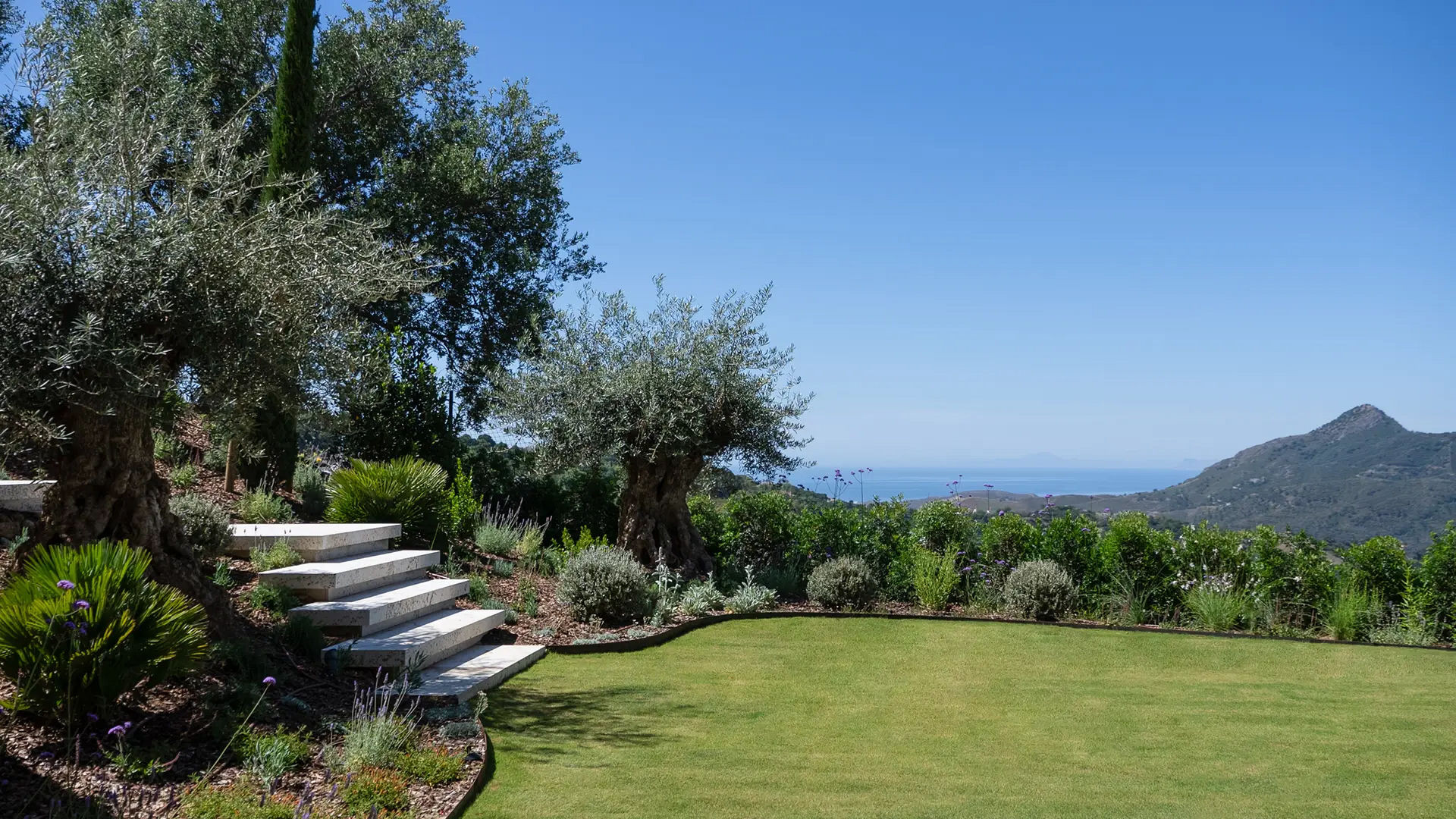  Image of Villa - 5 Bedrooms - 5 Bathrooms for sale in Malaga-Benahavis-Spain, Image 17