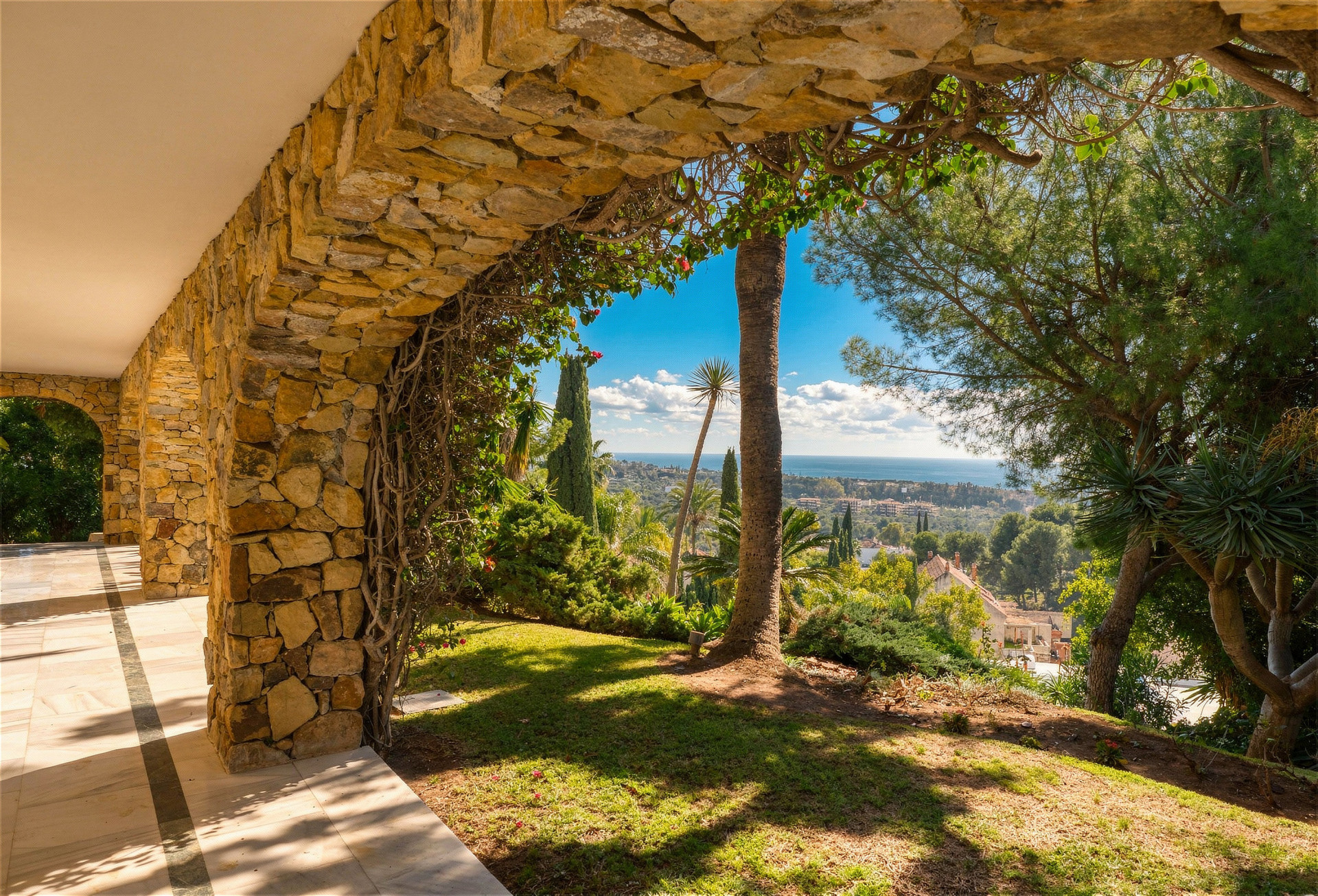  Image of Villa - 10 Bedrooms - 10 Bathrooms for sale in Malaga-Marbella-Spain, Image 25