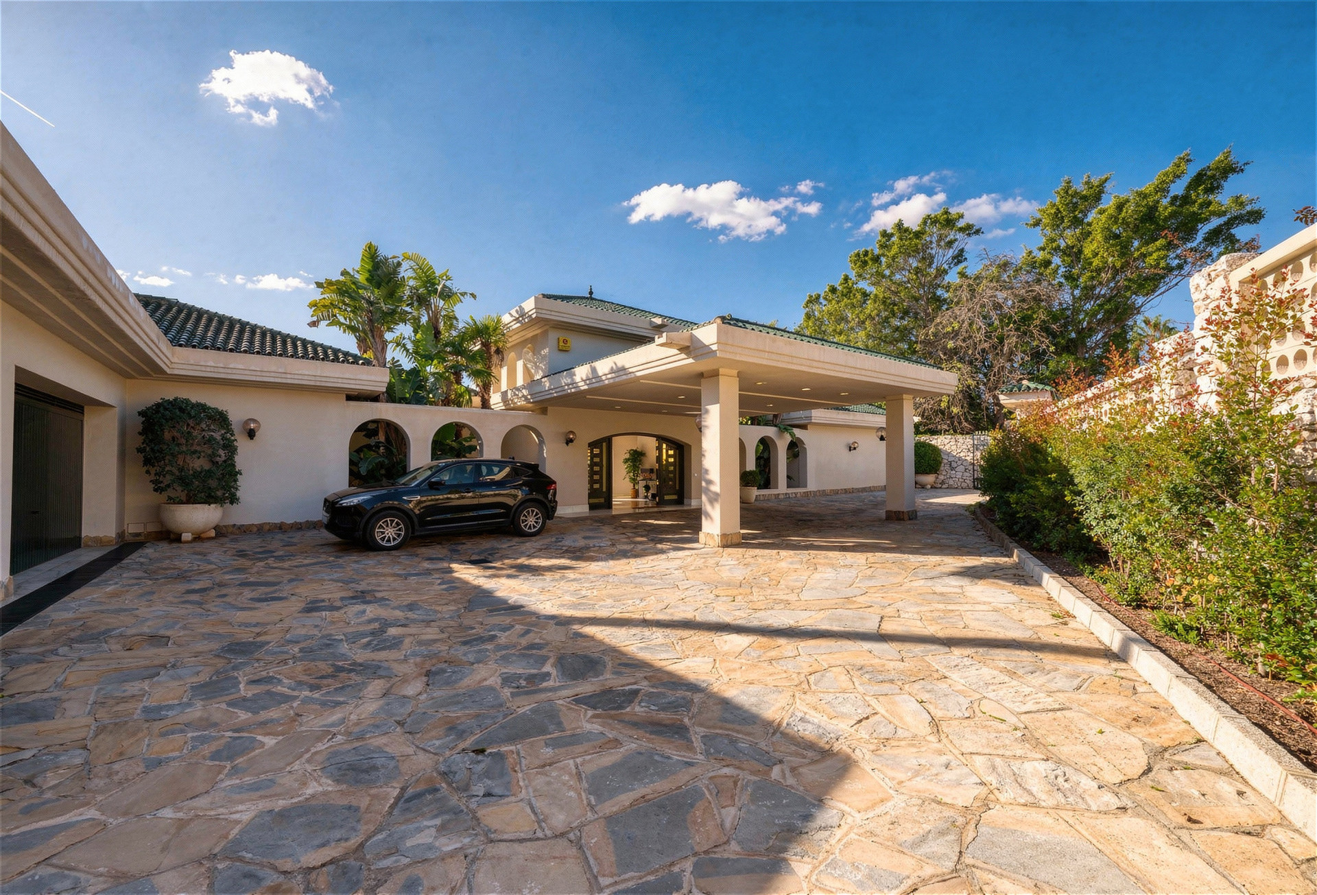  Image of Villa - 10 Bedrooms - 10 Bathrooms for sale in Malaga-Marbella-Spain, Image 37