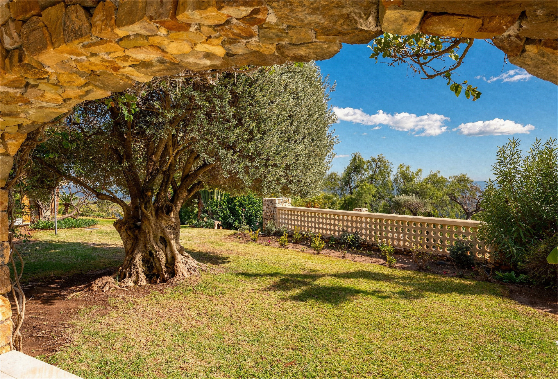  Image of Villa - 10 Bedrooms - 10 Bathrooms for sale in Malaga-Marbella-Spain, Image 24