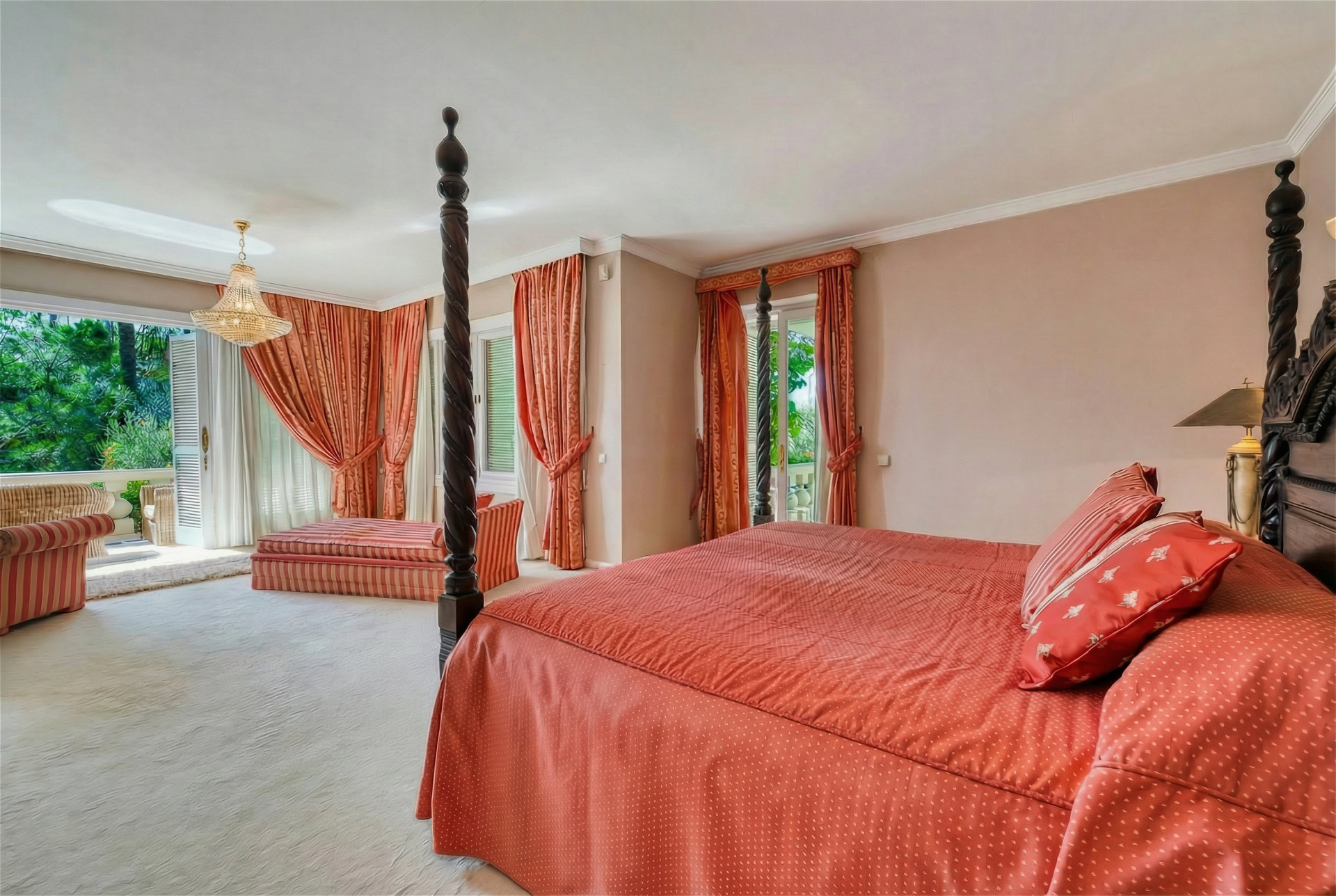  Image of Villa - 10 Bedrooms - 10 Bathrooms for sale in Malaga-Marbella-Spain, Image 9