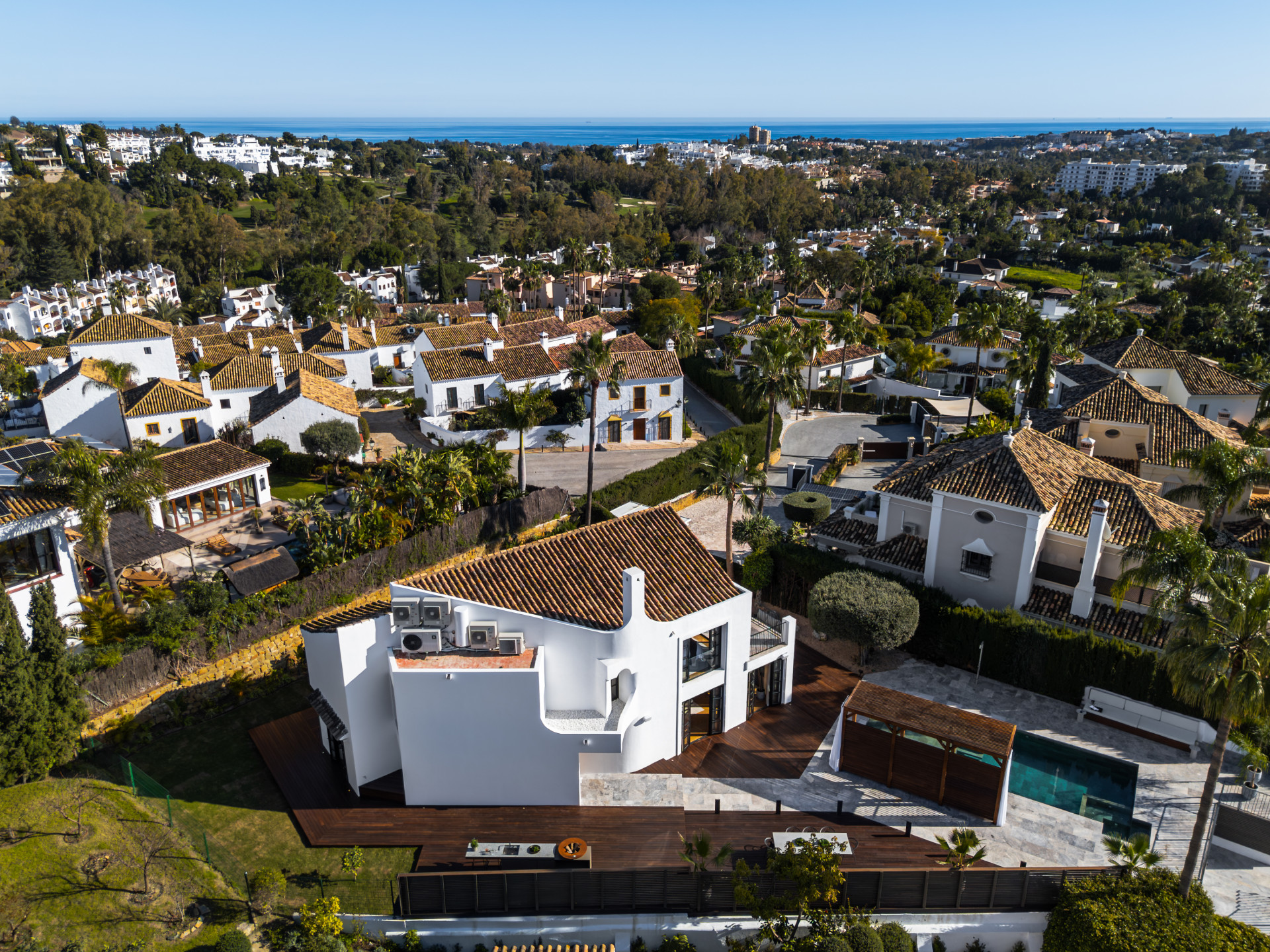  Image of Villa - 4 Bedrooms - 4 Bathrooms for sale in Malaga-Marbella-Spain, Image 14