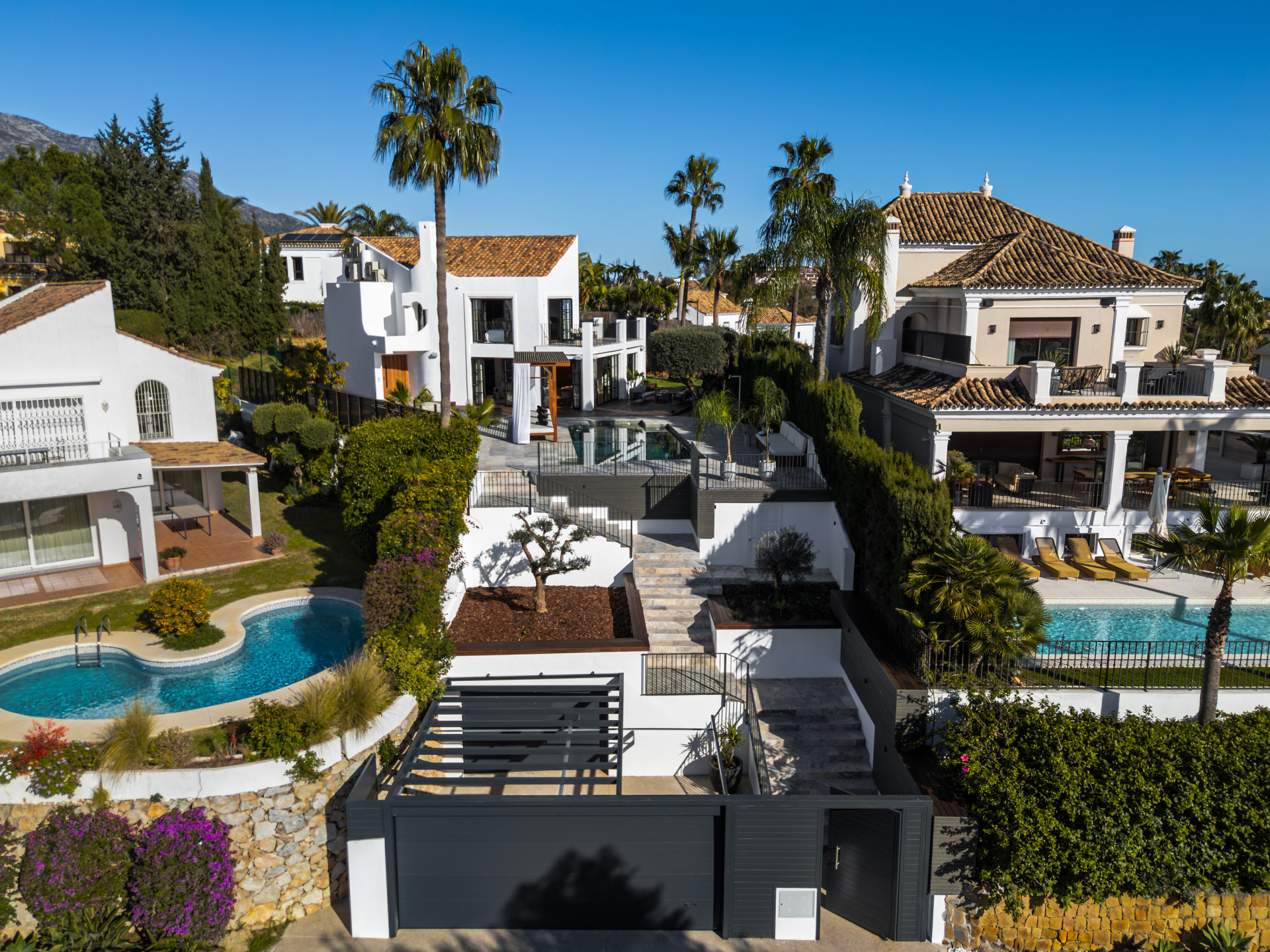  Image of Villa - 4 Bedrooms - 4 Bathrooms for sale in Malaga-Marbella-Spain, Image 12