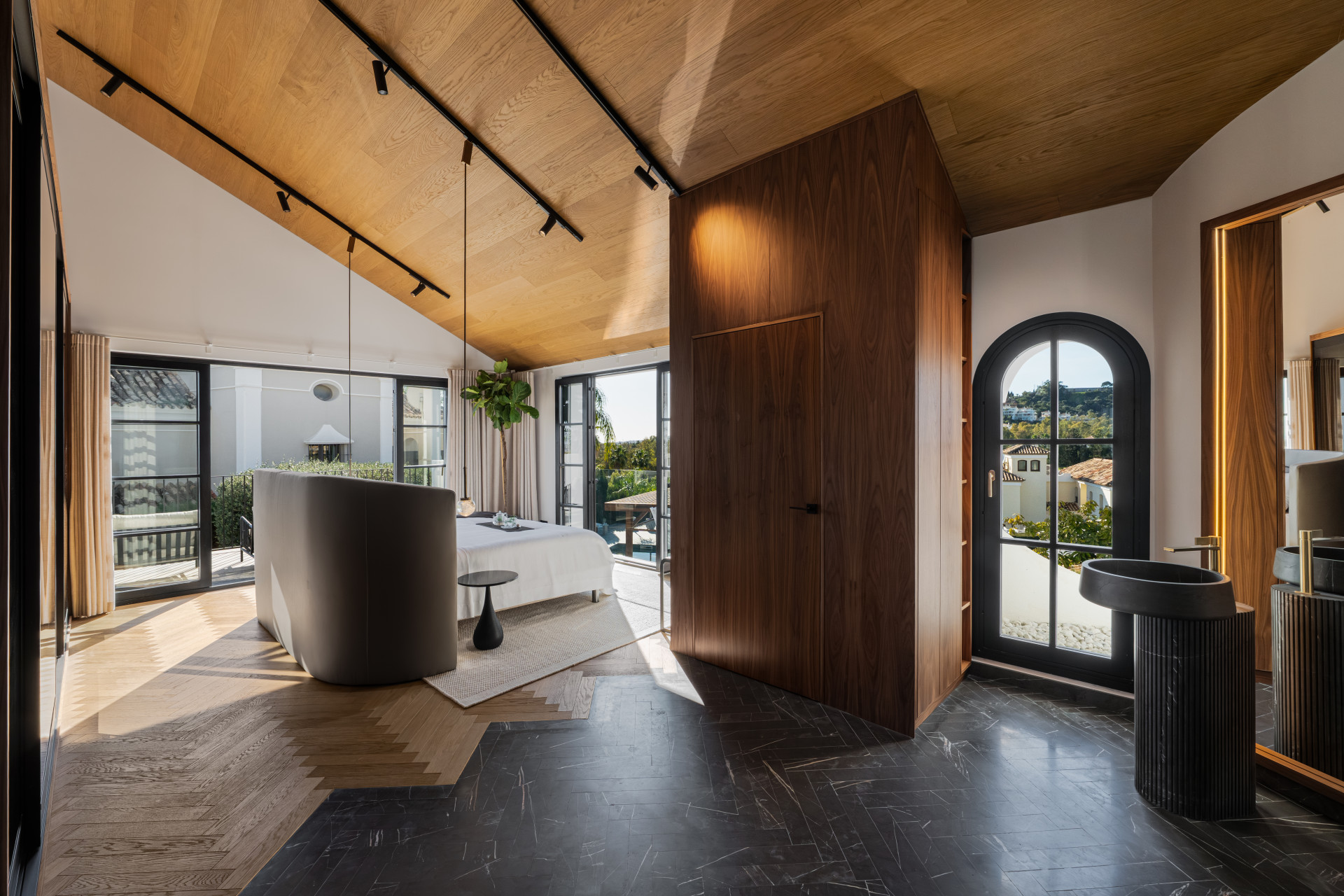  Image of Villa - 4 Bedrooms - 4 Bathrooms for sale in Malaga-Marbella-Spain, Image 33