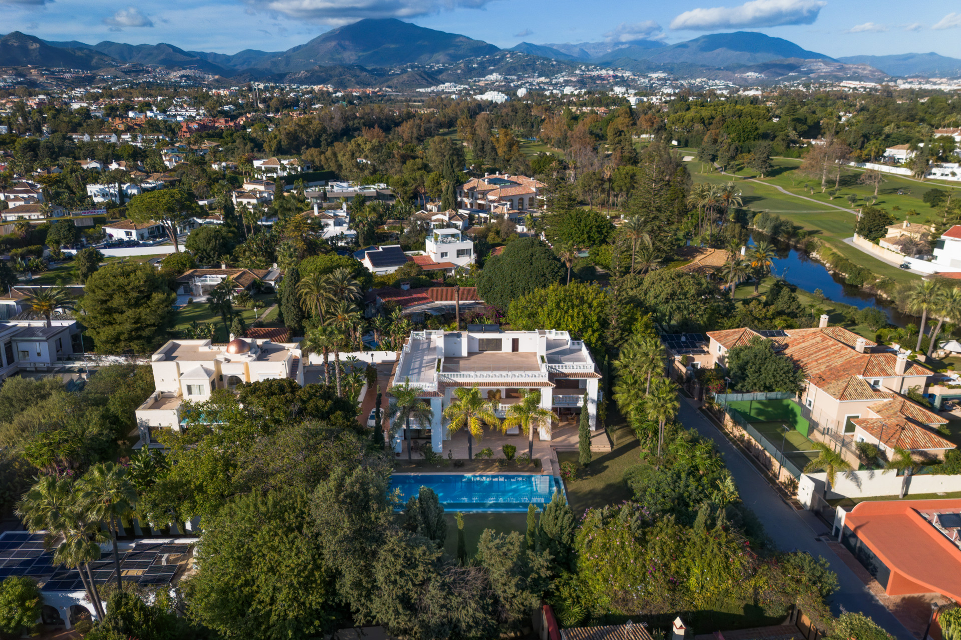  Image of Villa - 7 Bedrooms - 7 Bathrooms for sale in Malaga-Estepona-Spain, Image 49