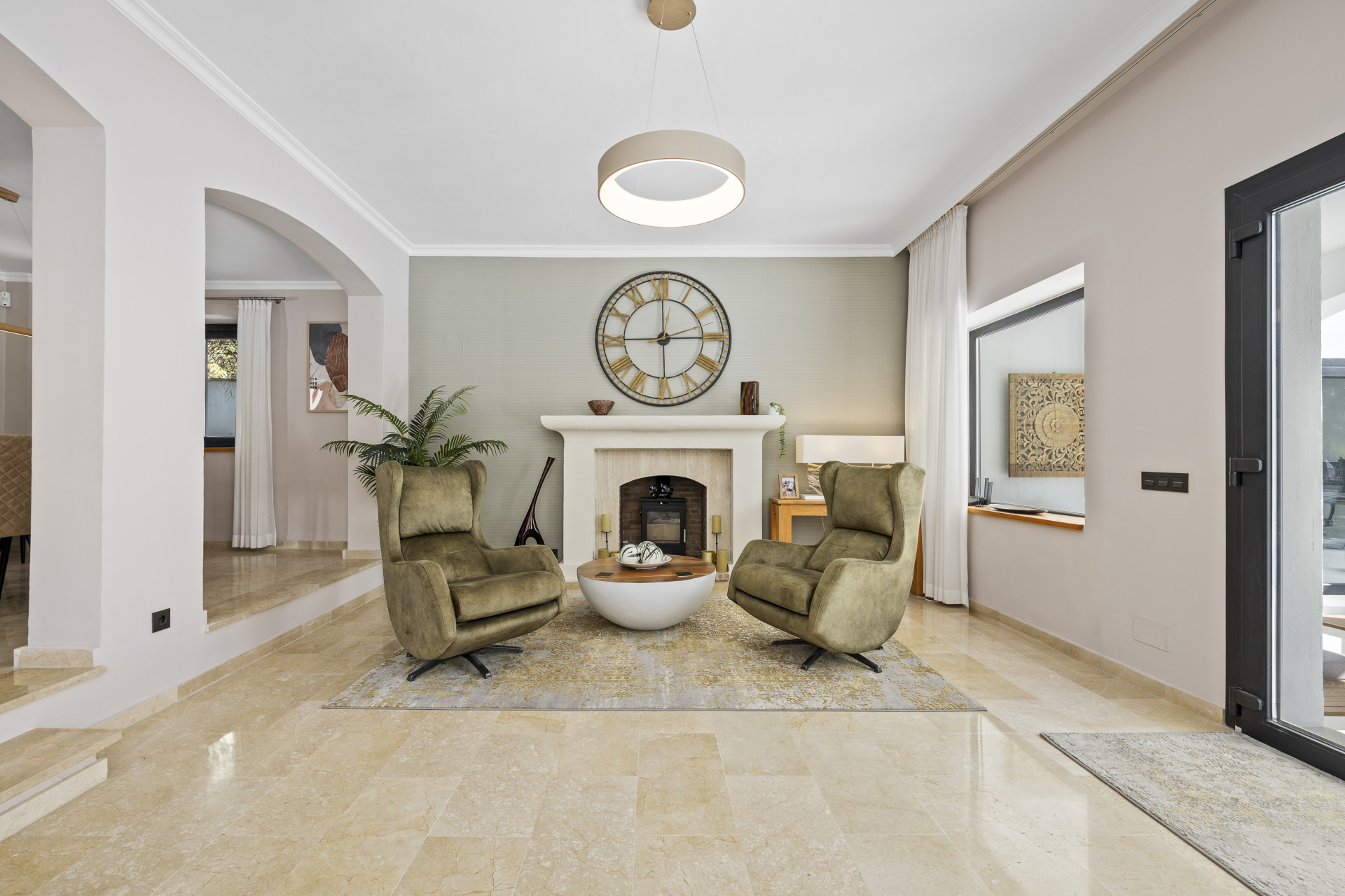  Image of Villa - 5 Bedrooms - 4 Bathrooms for sale in Malaga-Benahavis-Spain, Image 18