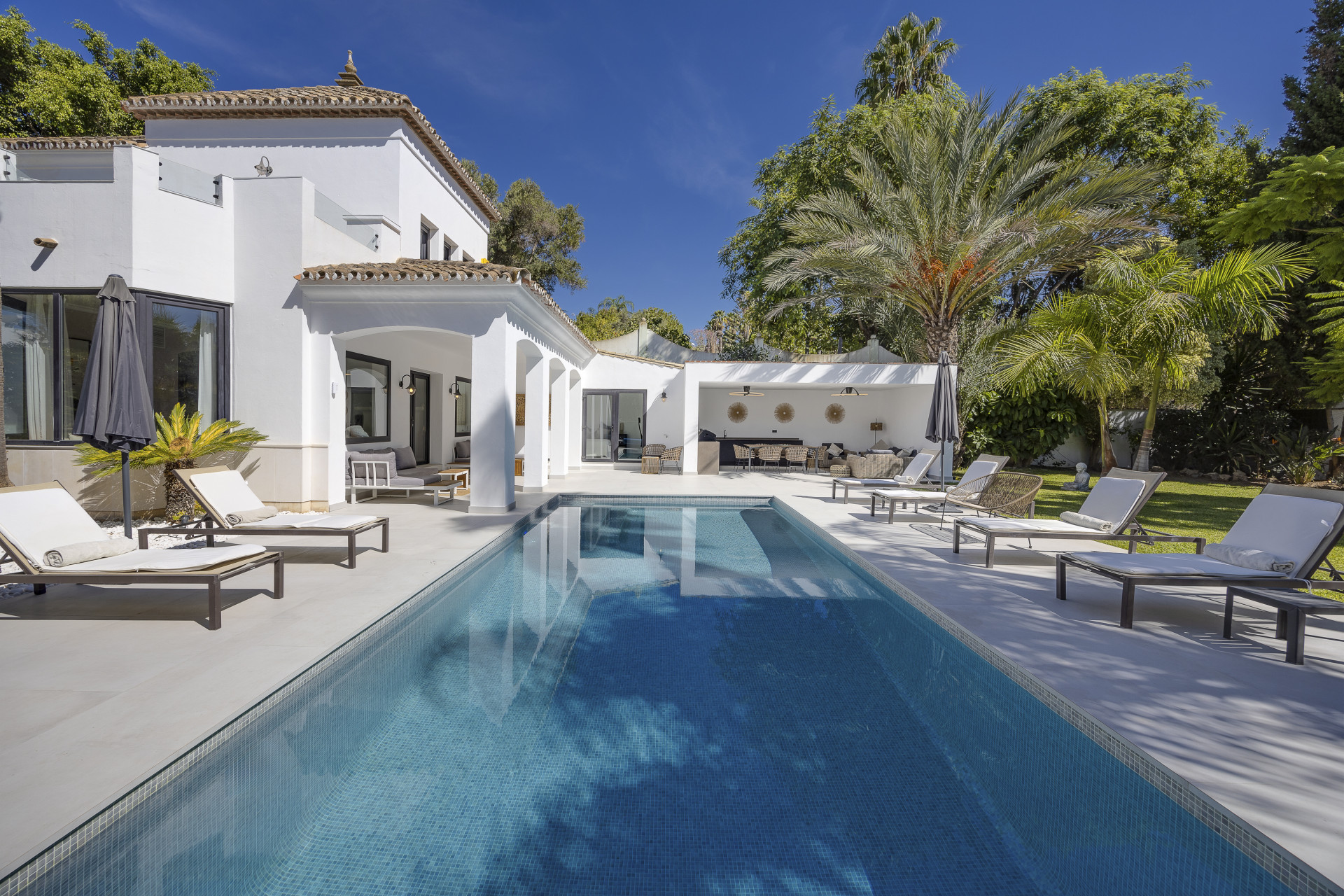  Image of Villa - 5 Bedrooms - 4 Bathrooms for sale in Malaga-Benahavis-Spain, Image 10