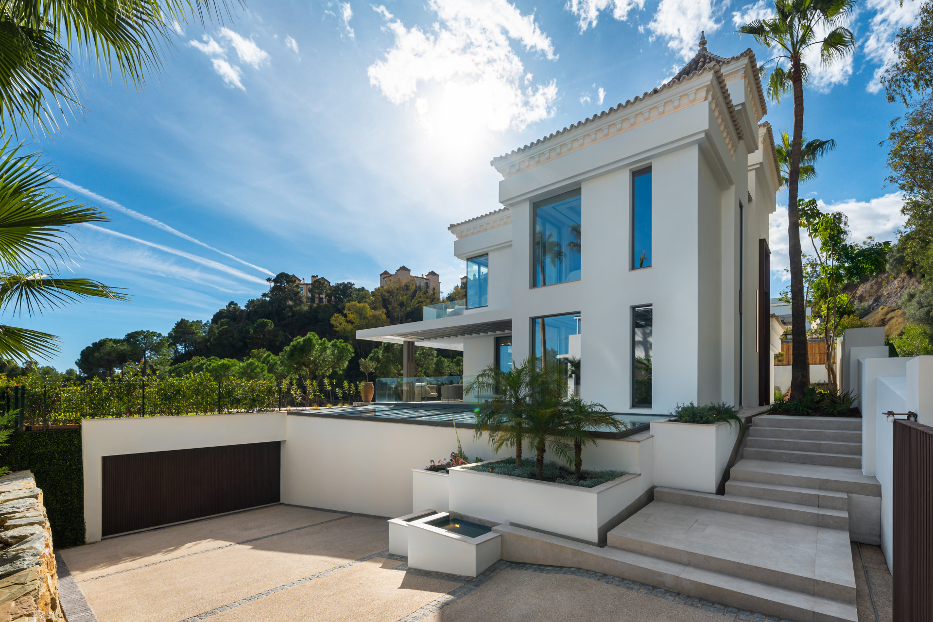  Image of Villa - 6 Bedrooms - 7 Bathrooms for sale in Malaga-Benahavis-Spain, Image 31
