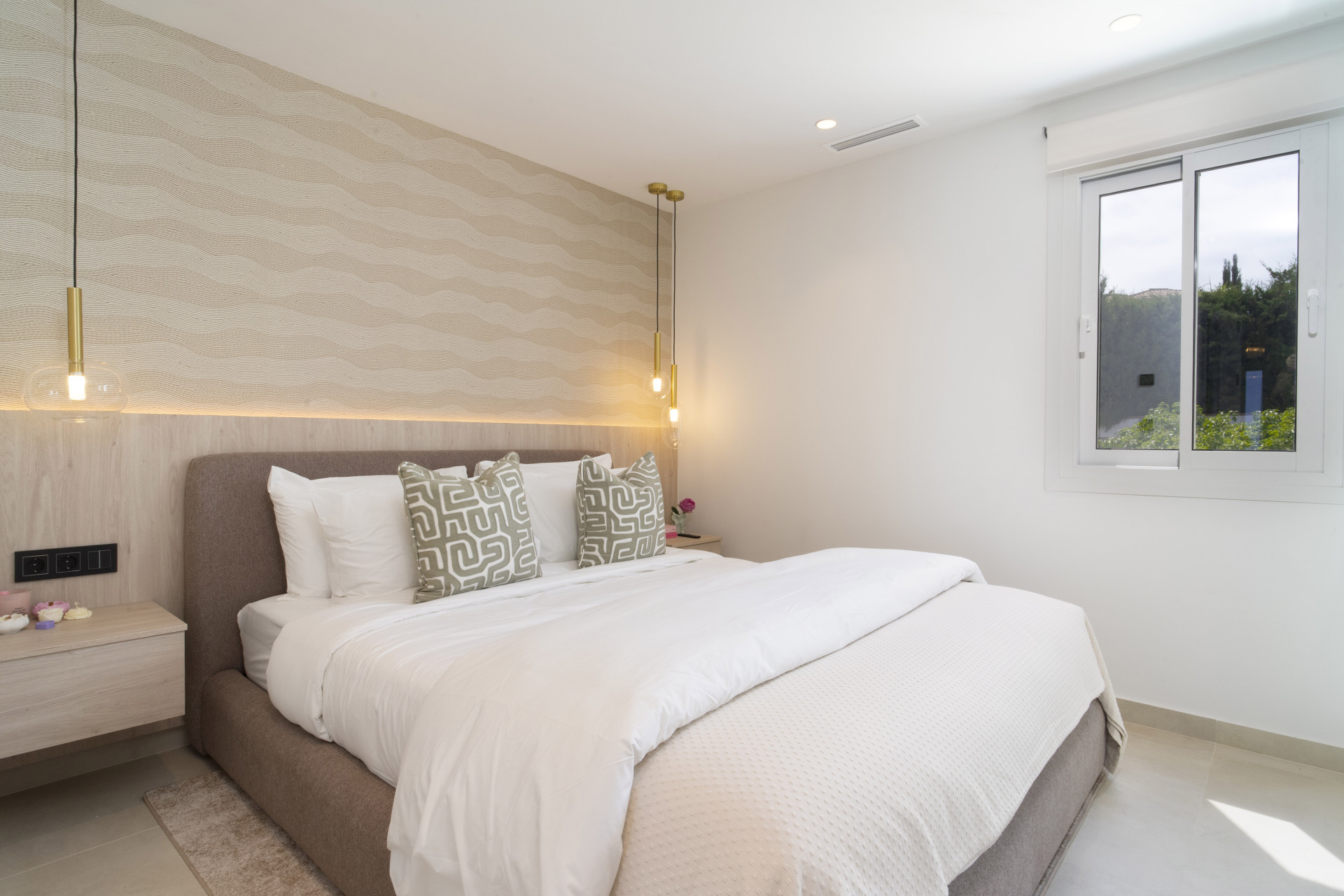  Image of Town House - 3 Bedrooms - 2 Bathrooms for sale in Malaga-Benahavis-Spain, Image 34