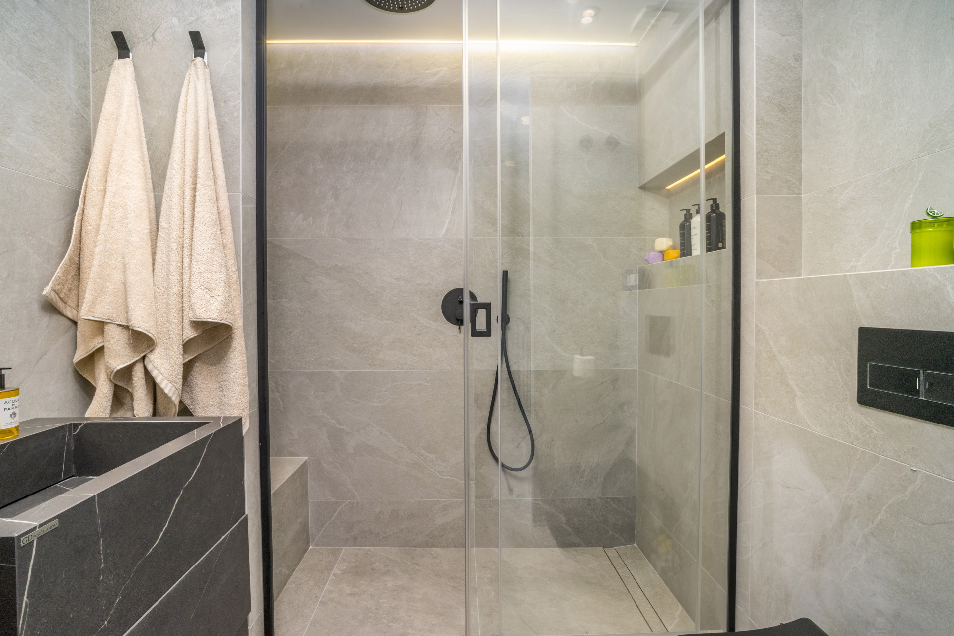  Image of Town House - 3 Bedrooms - 2 Bathrooms for sale in Malaga-Benahavis-Spain, Image 30