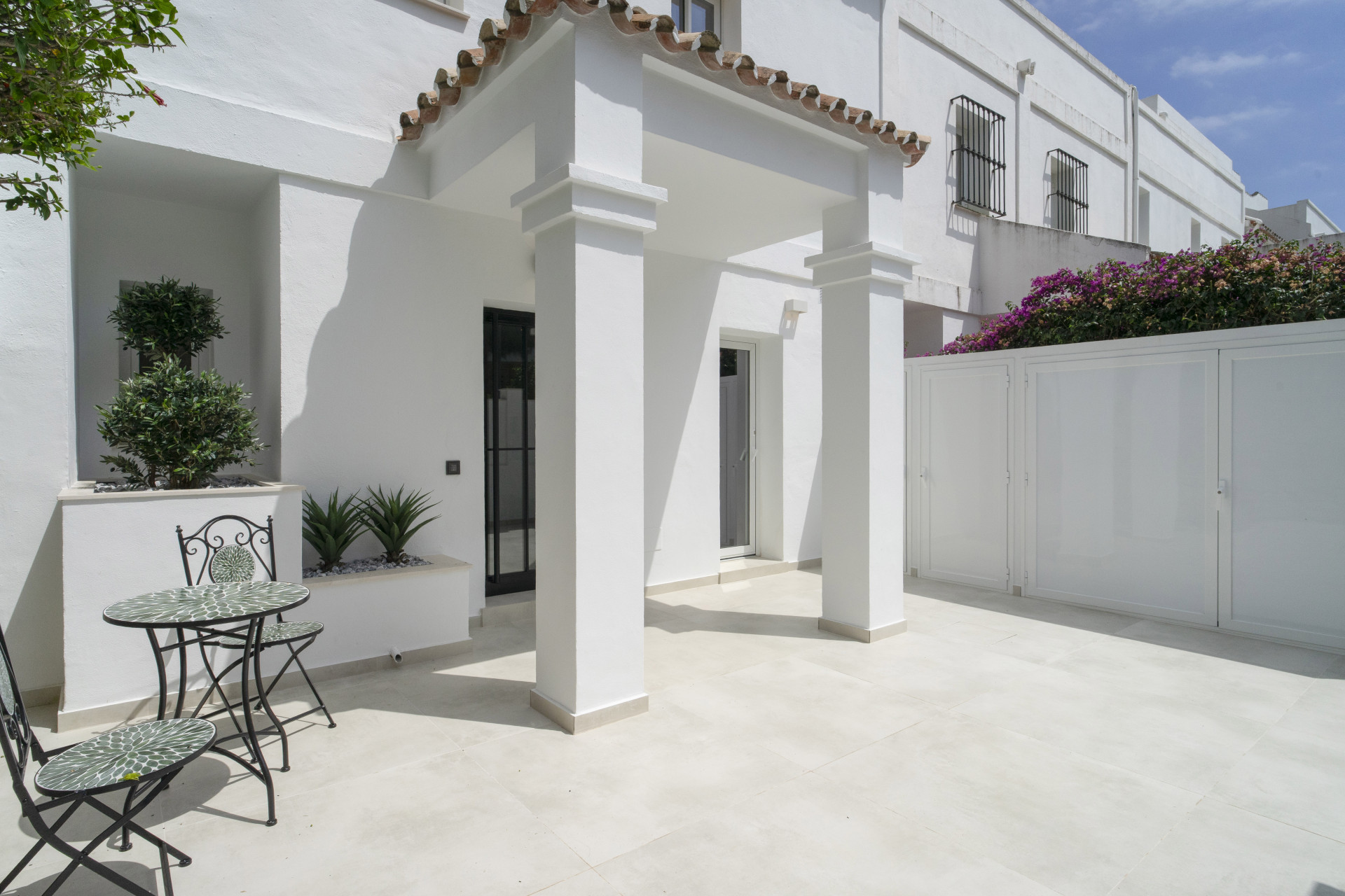  Image of Town House - 3 Bedrooms - 2 Bathrooms for sale in Malaga-Benahavis-Spain, Image 48