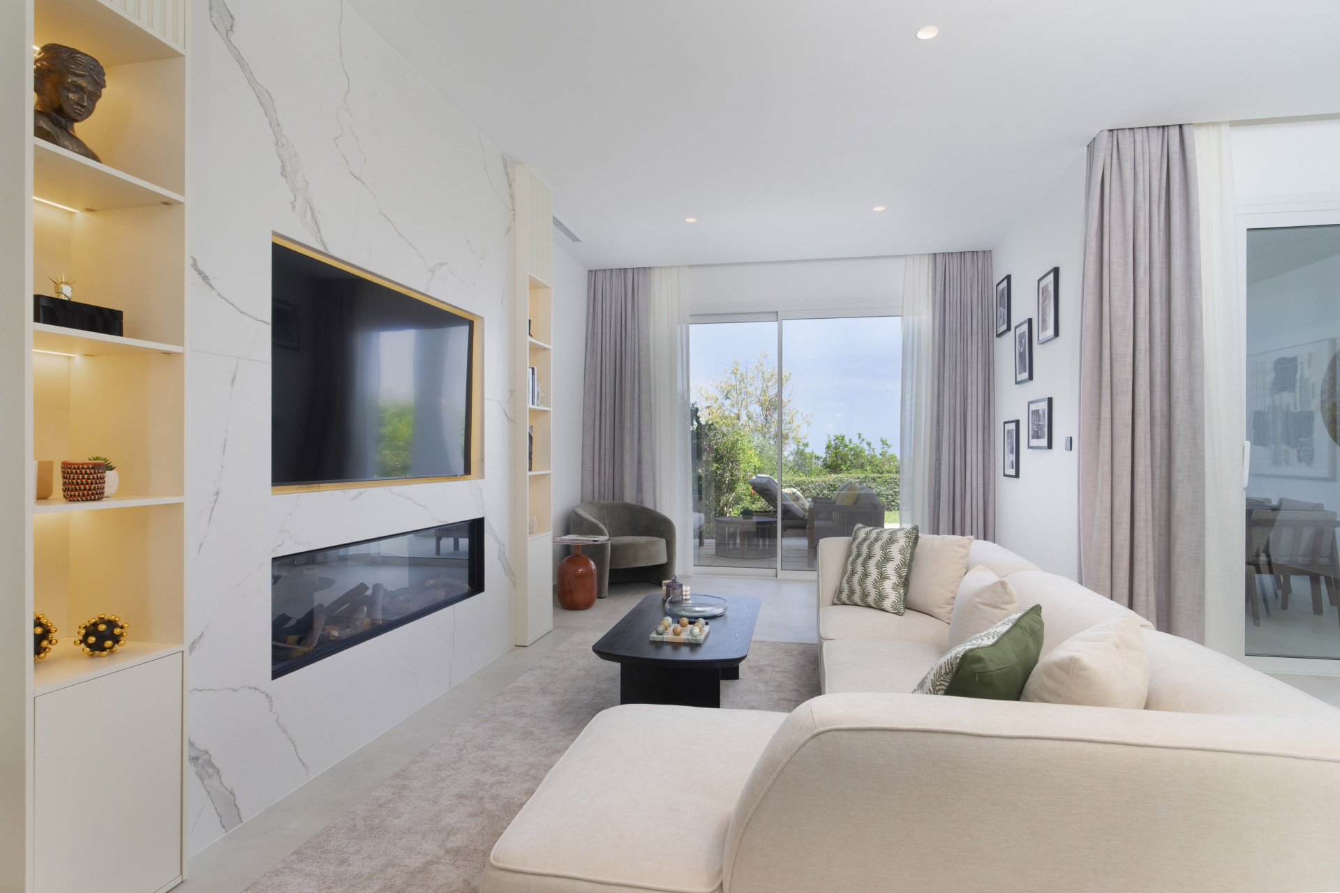  Image of Town House - 3 Bedrooms - 2 Bathrooms for sale in Malaga-Benahavis-Spain, Image 10