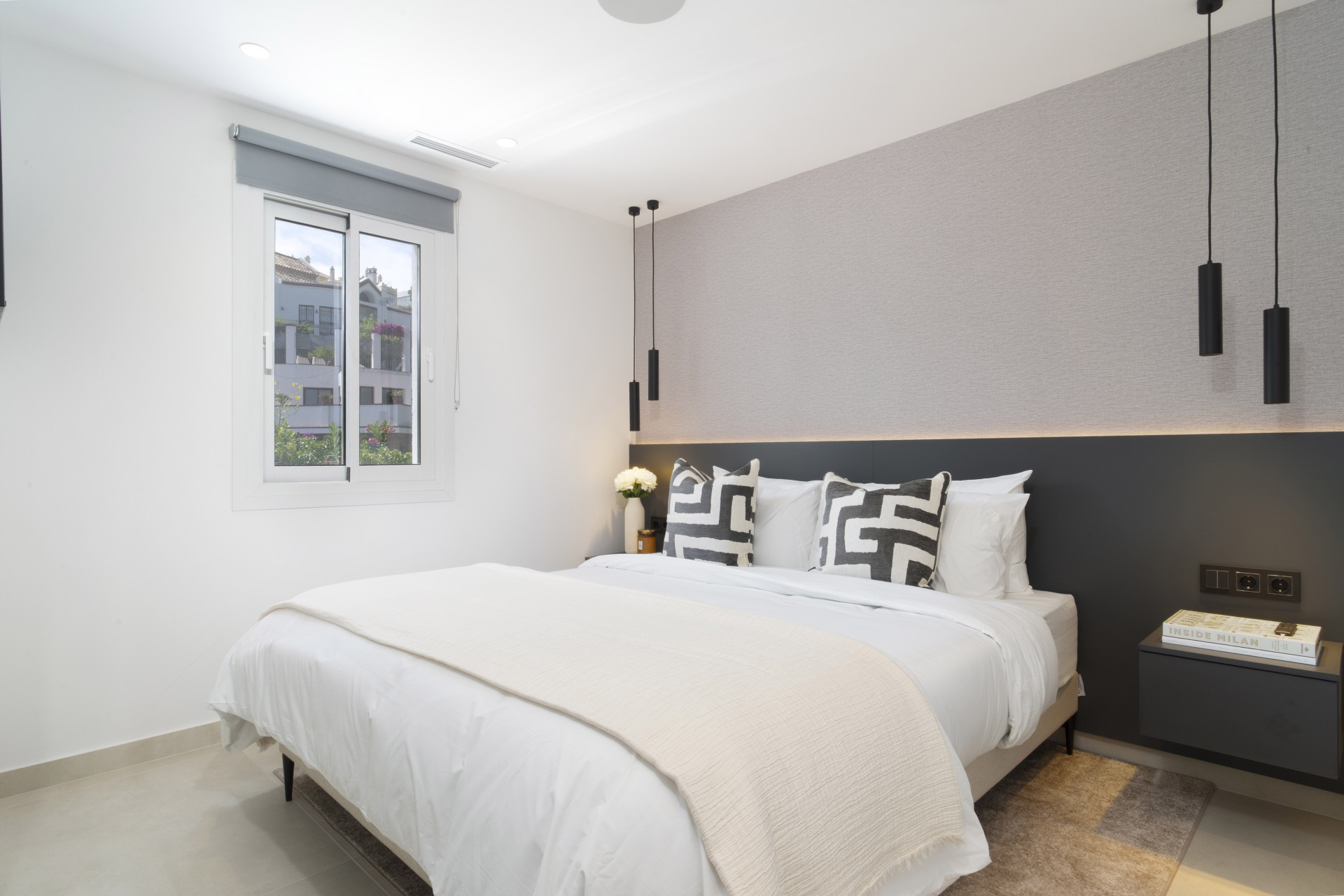  Image of Town House - 3 Bedrooms - 2 Bathrooms for sale in Malaga-Benahavis-Spain, Image 33