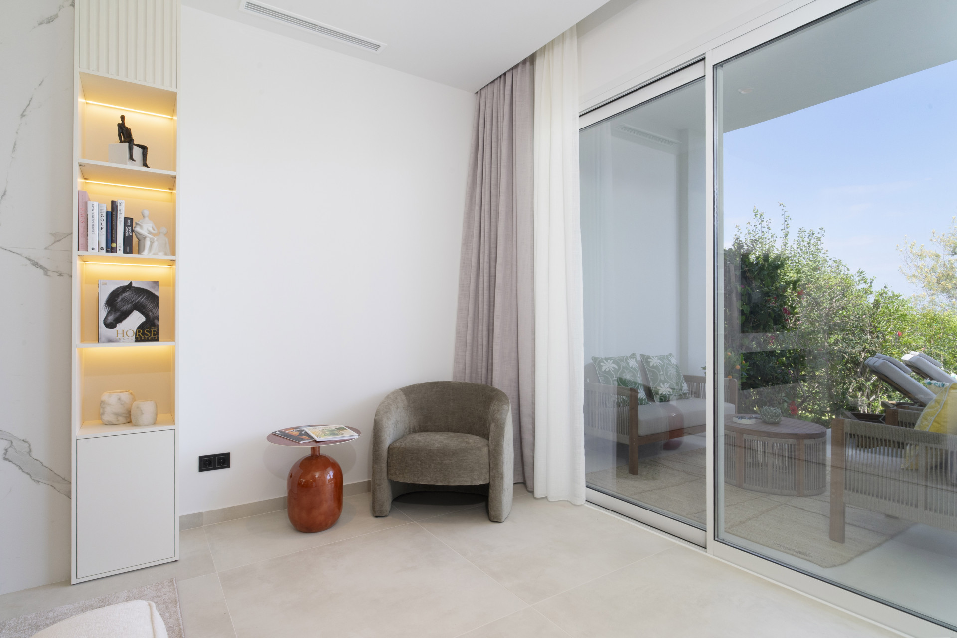  Image of Town House - 3 Bedrooms - 2 Bathrooms for sale in Malaga-Benahavis-Spain, Image 11