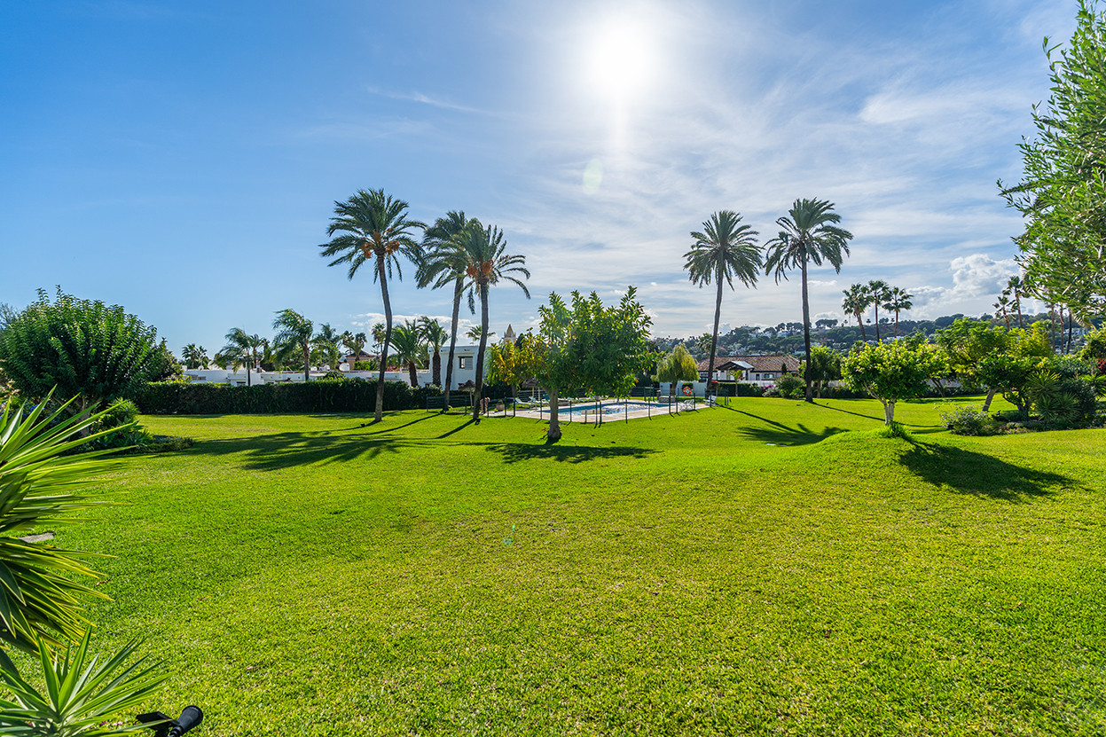  Image of Town House - 4 Bedrooms - 3 Bathrooms for sale in Malaga-Marbella-Spain, Image 6