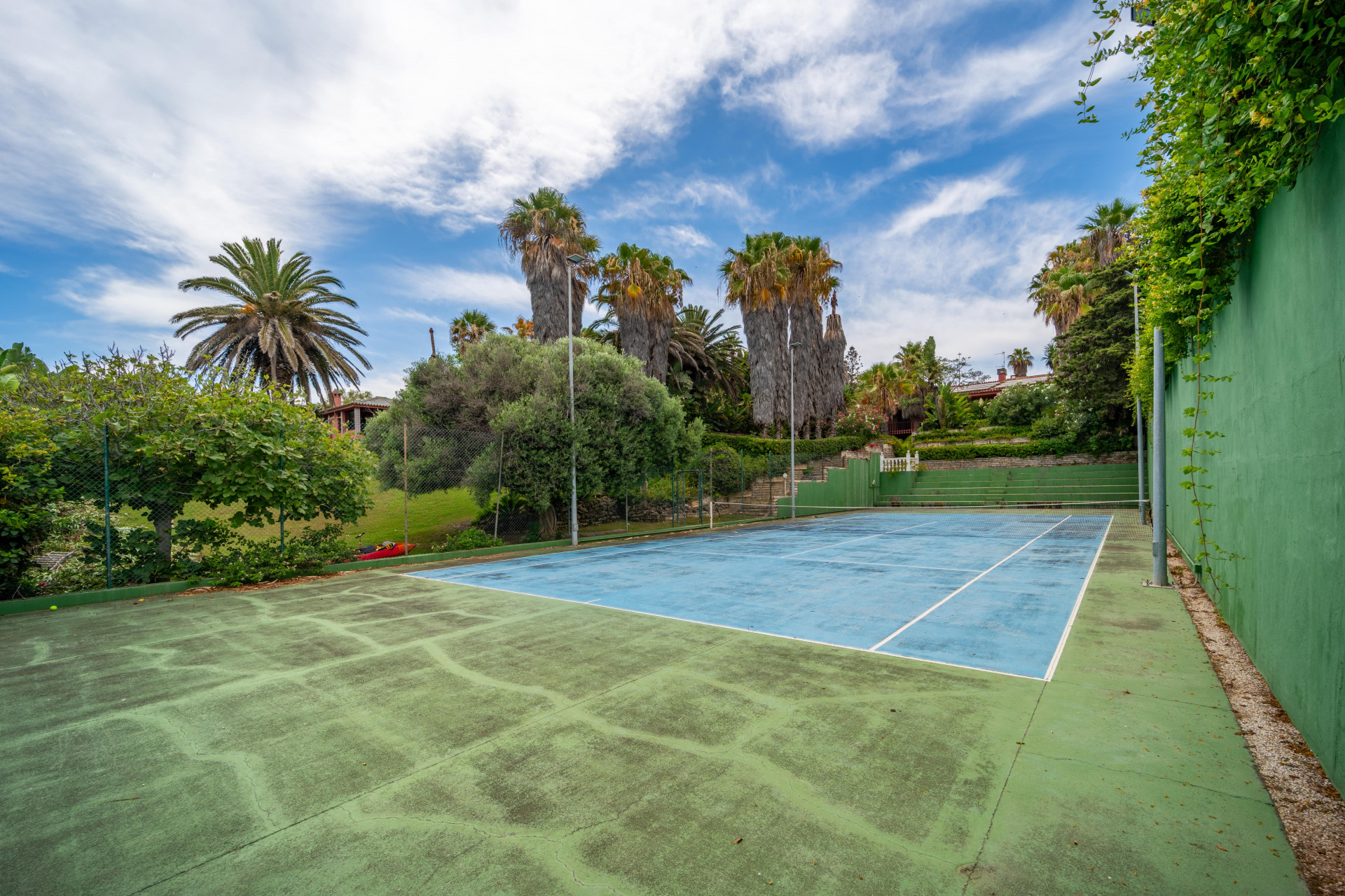  Image of Villa - 9 Bedrooms - 6 Bathrooms for sale in Malaga-Estepona-Spain, Image 23