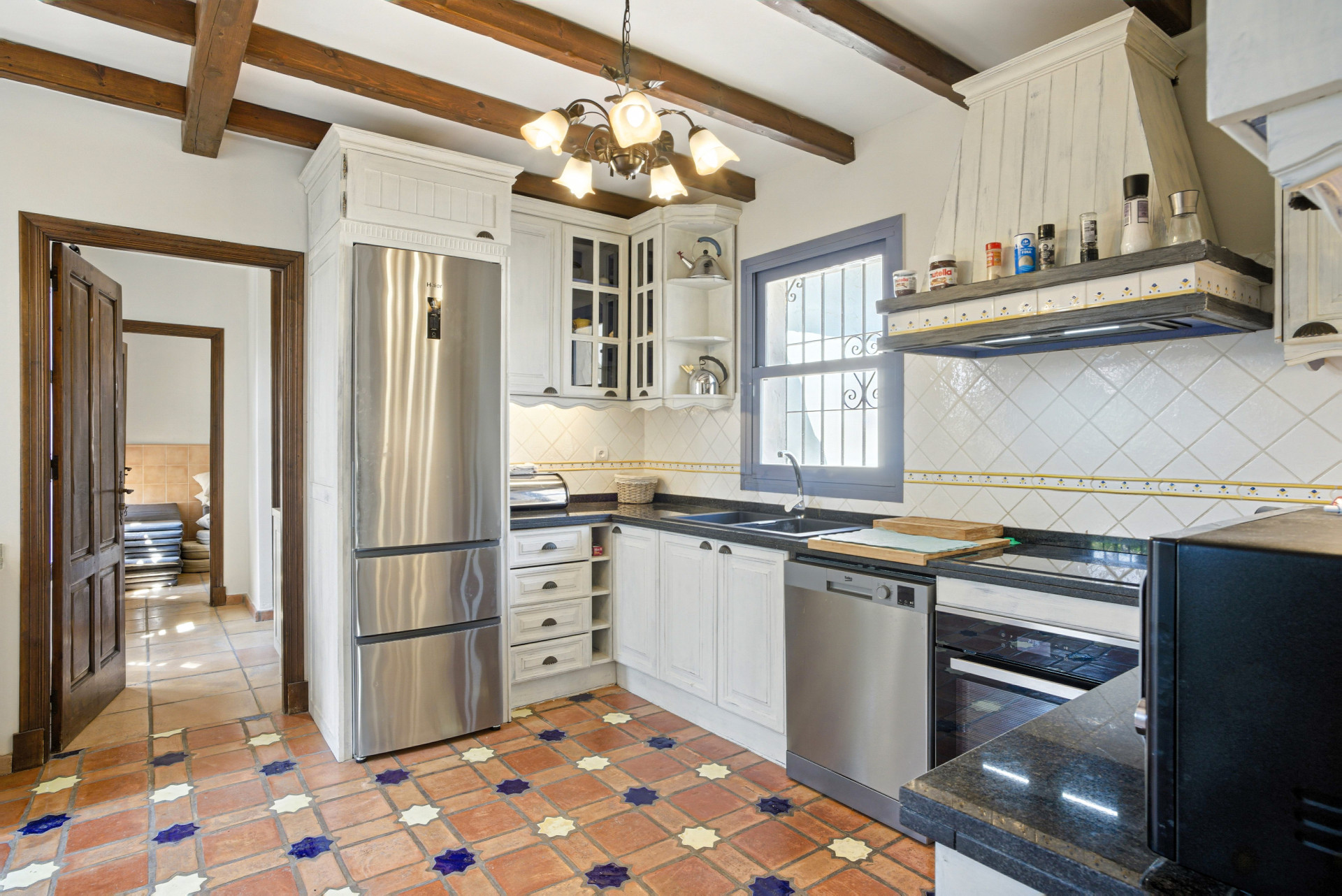  Image of Villa - 7 Bedrooms - 4 Bathrooms for sale in Malaga-Estepona-Spain, Image 13
