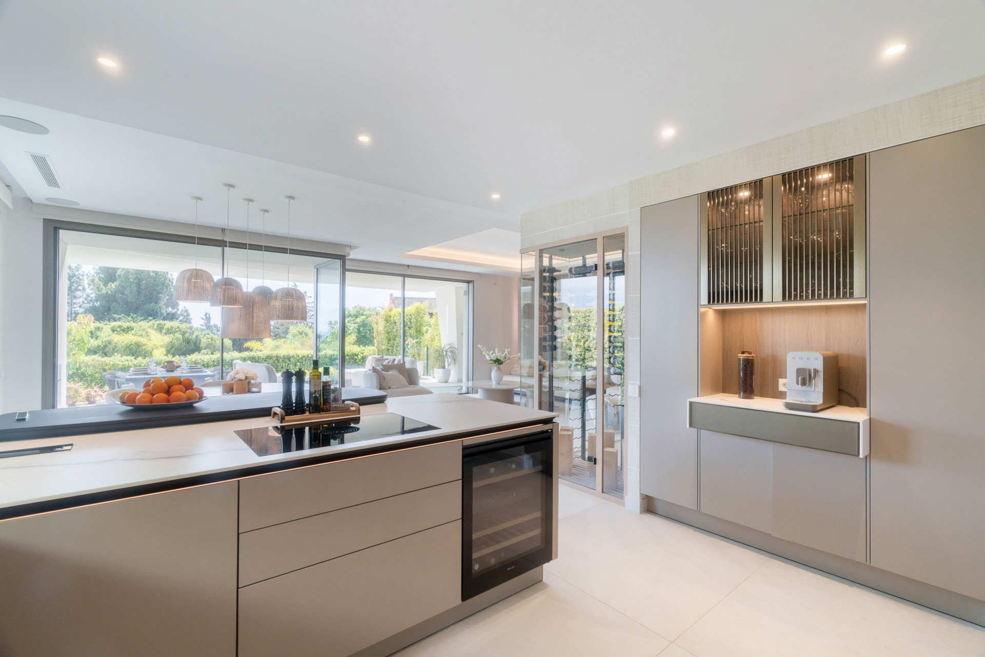  Image of Villa - 4 Bedrooms - 4 Bathrooms for sale in Malaga-Marbella-Spain, Image 15