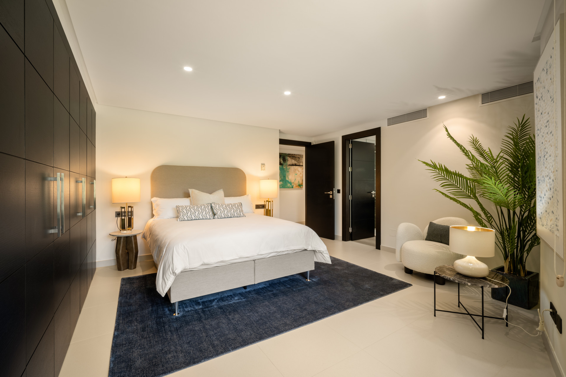  Image of Villa - 5 Bedrooms - 5 Bathrooms for sale in Malaga-Marbella-Spain, Image 39