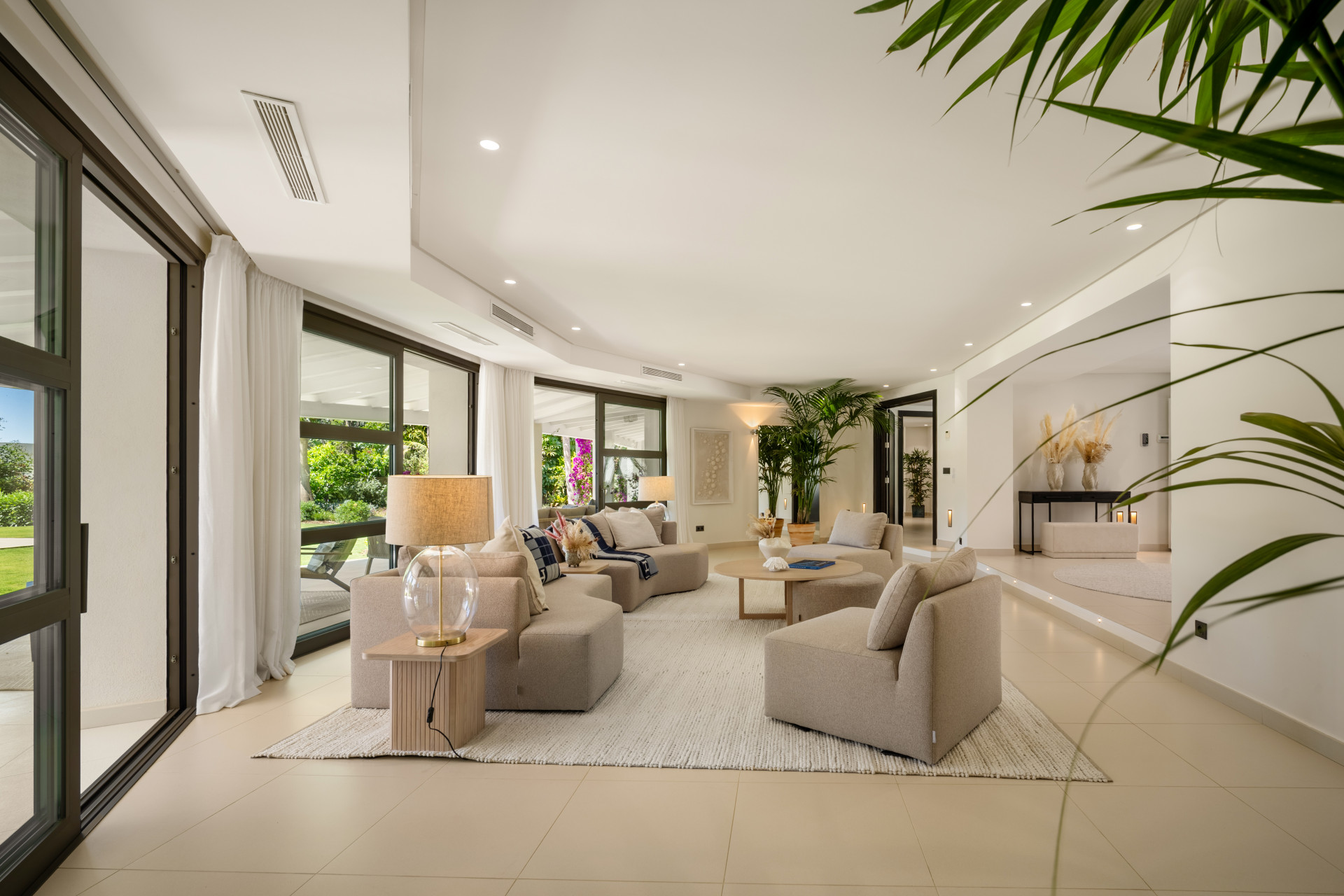  Image of Villa - 5 Bedrooms - 5 Bathrooms for sale in Malaga-Marbella-Spain, Image 18