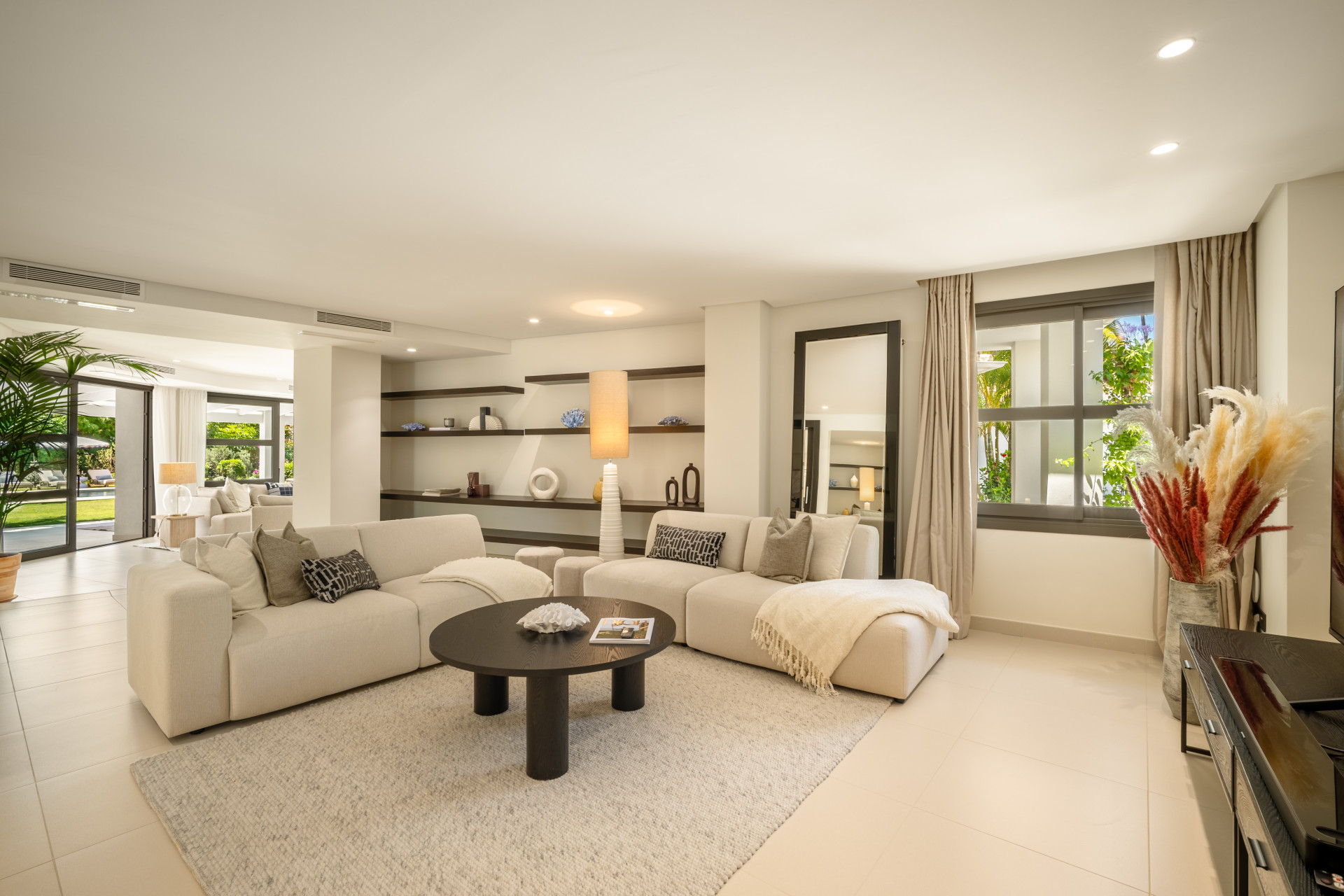  Image of Villa - 5 Bedrooms - 5 Bathrooms for sale in Malaga-Marbella-Spain, Image 20