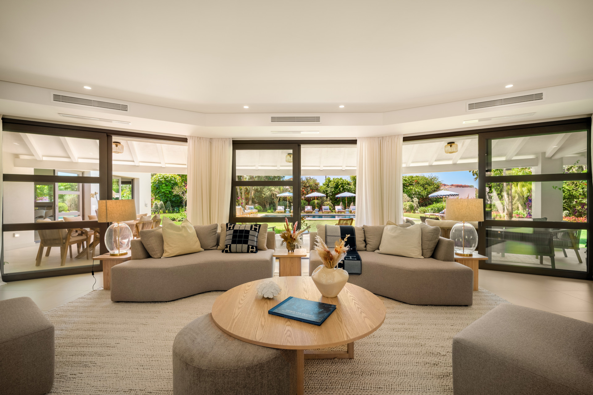  Image of Villa - 5 Bedrooms - 5 Bathrooms for sale in Malaga-Marbella-Spain, Image 19