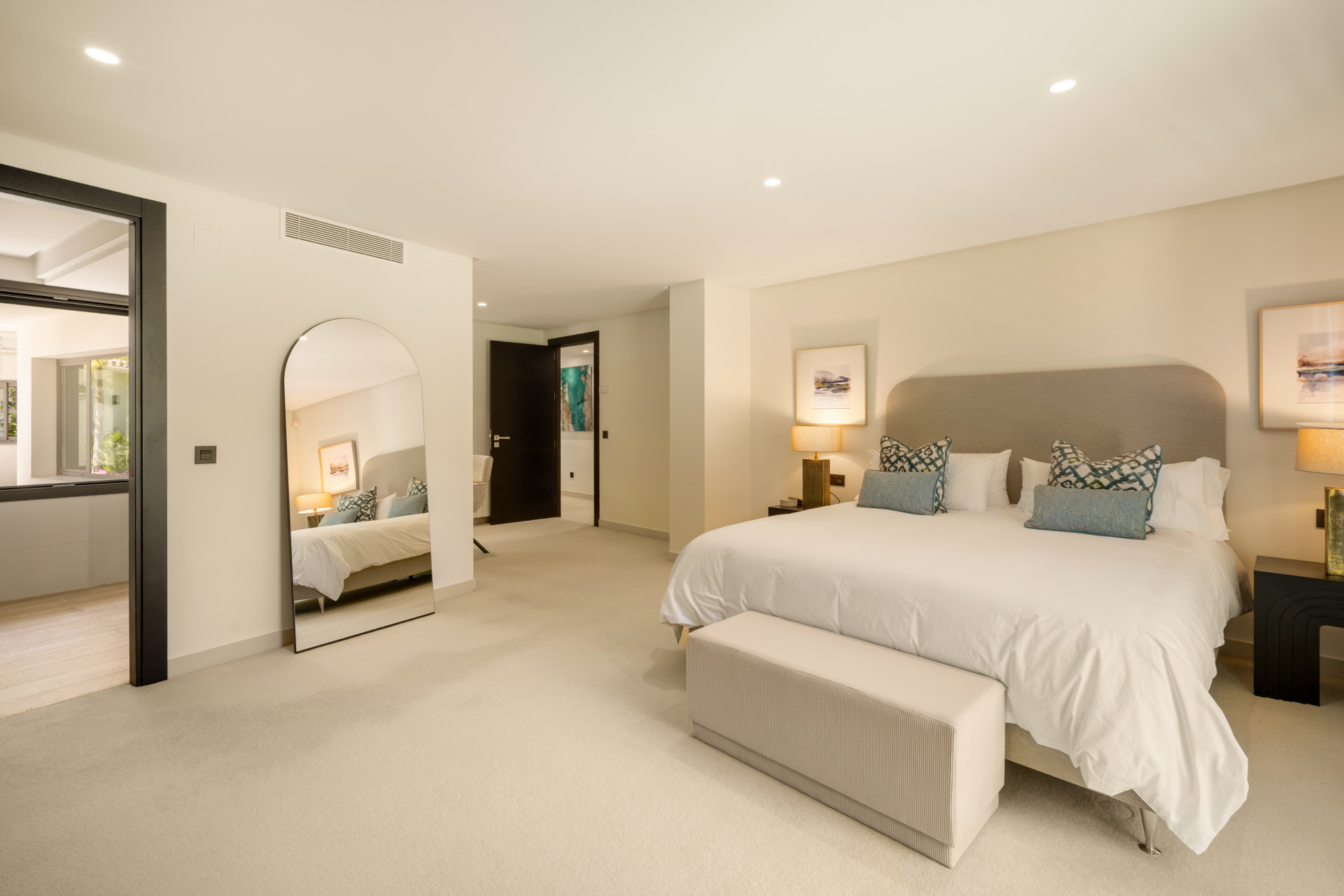  Image of Villa - 5 Bedrooms - 5 Bathrooms for sale in Malaga-Marbella-Spain, Image 37