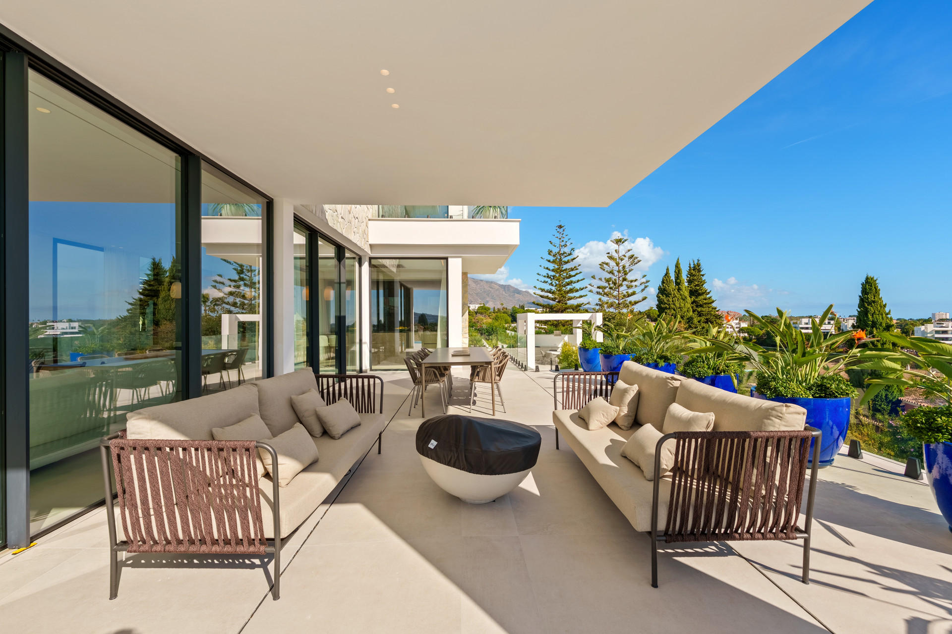  Image of Villa - 5 Bedrooms - 5 Bathrooms for sale in Malaga-Benahavis-Spain, Image 14
