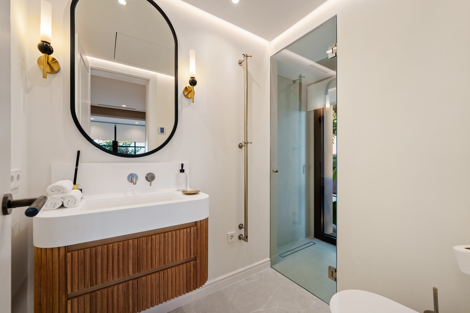  Image of Villa - 5 Bedrooms - 5 Bathrooms for sale in Malaga-Benahavis-Spain, Image 34