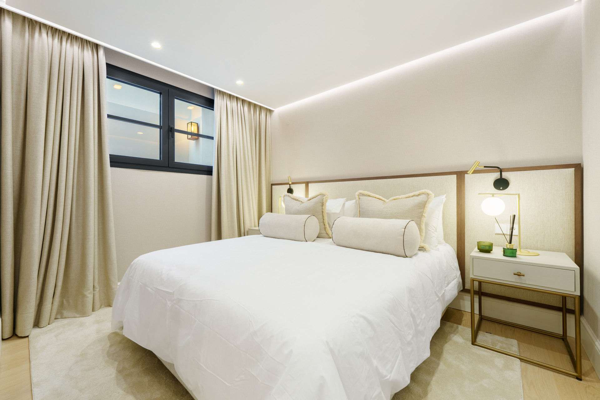  Image of Villa - 5 Bedrooms - 5 Bathrooms for sale in Malaga-Benahavis-Spain, Image 33