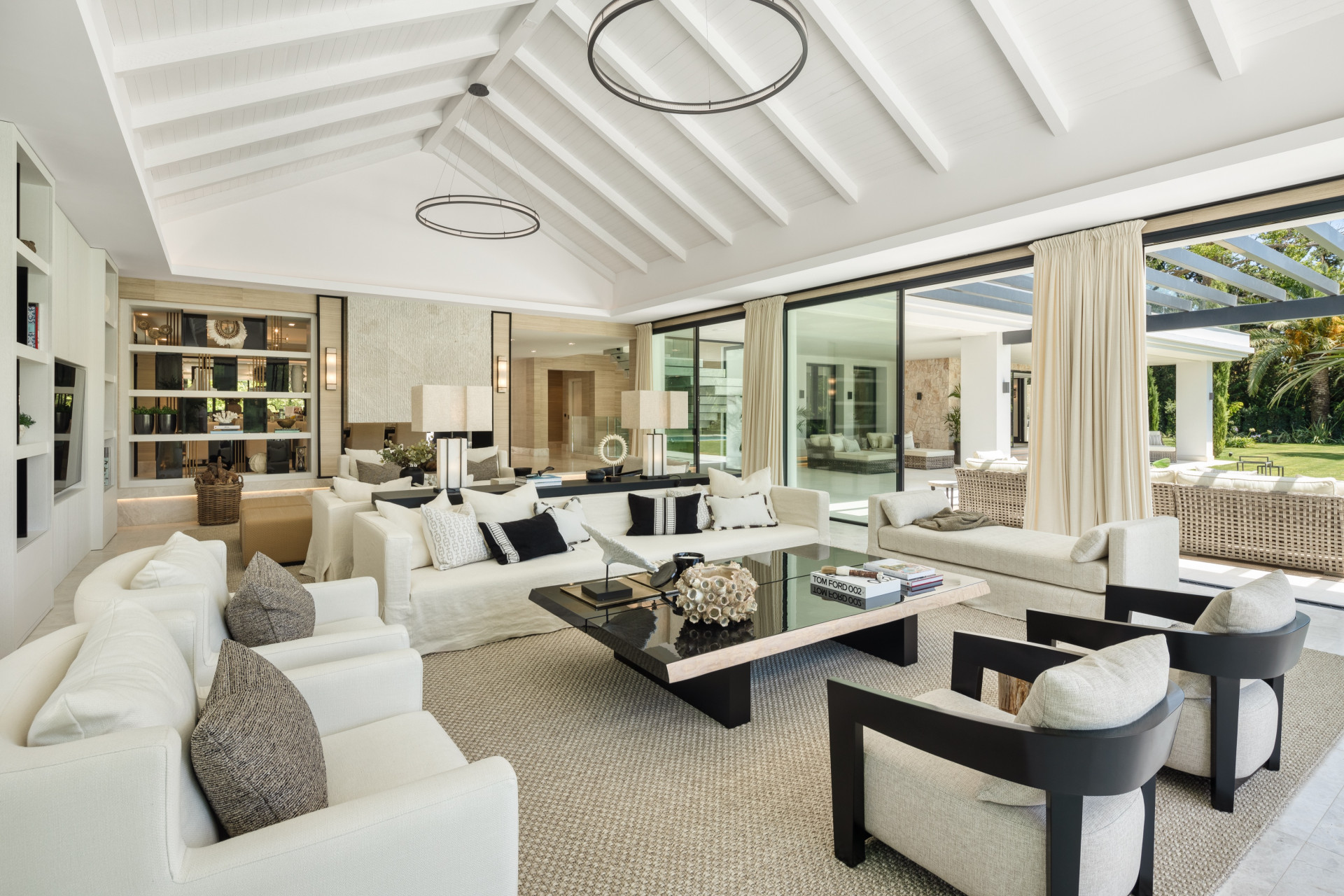Image of Villa - 7 Bedrooms - 7 Bathrooms for Sale in Malaga-Marbella-Spain, Image 4