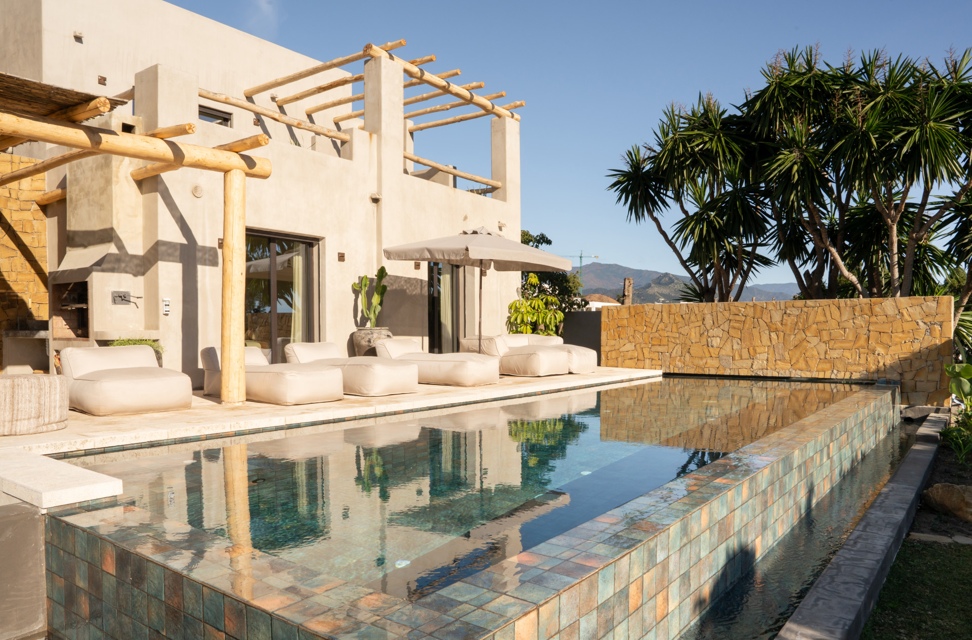 Image of Villa - 5 Bedrooms - 5 Bathrooms for Sale in Malaga-Estepona-Spain, Image 3
