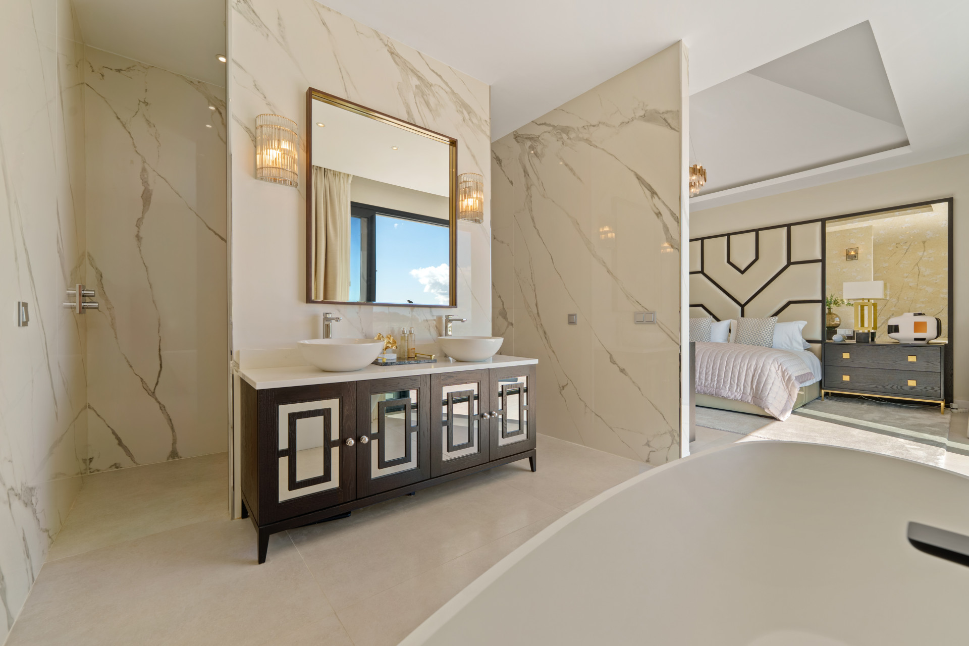  Image of Villa - 6 Bedrooms - 5 Bathrooms for sale in Malaga-Benahavis-Spain, Image 15